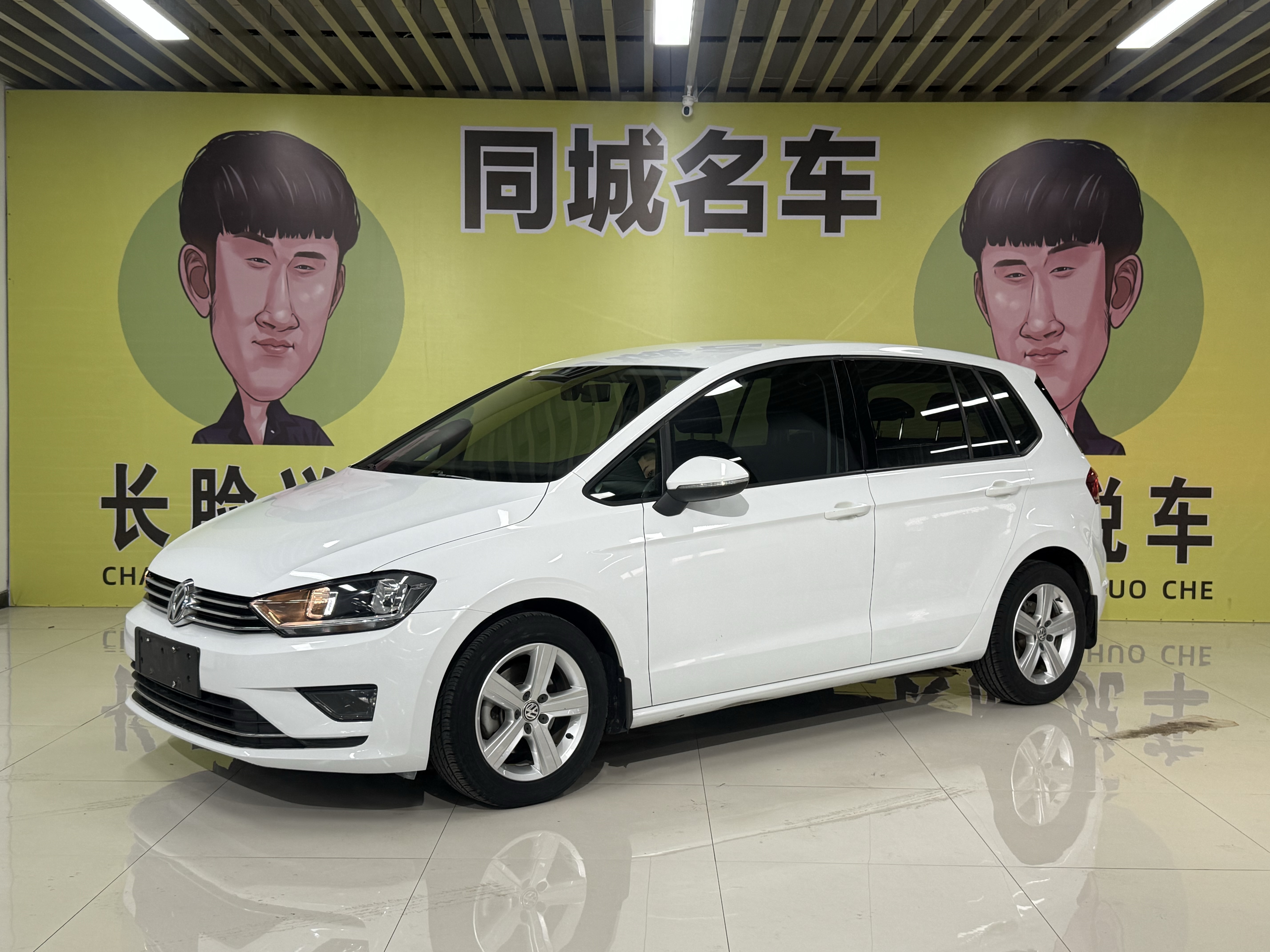 Volkswagen Golf Sportsvan 2018 immagine di auto #3