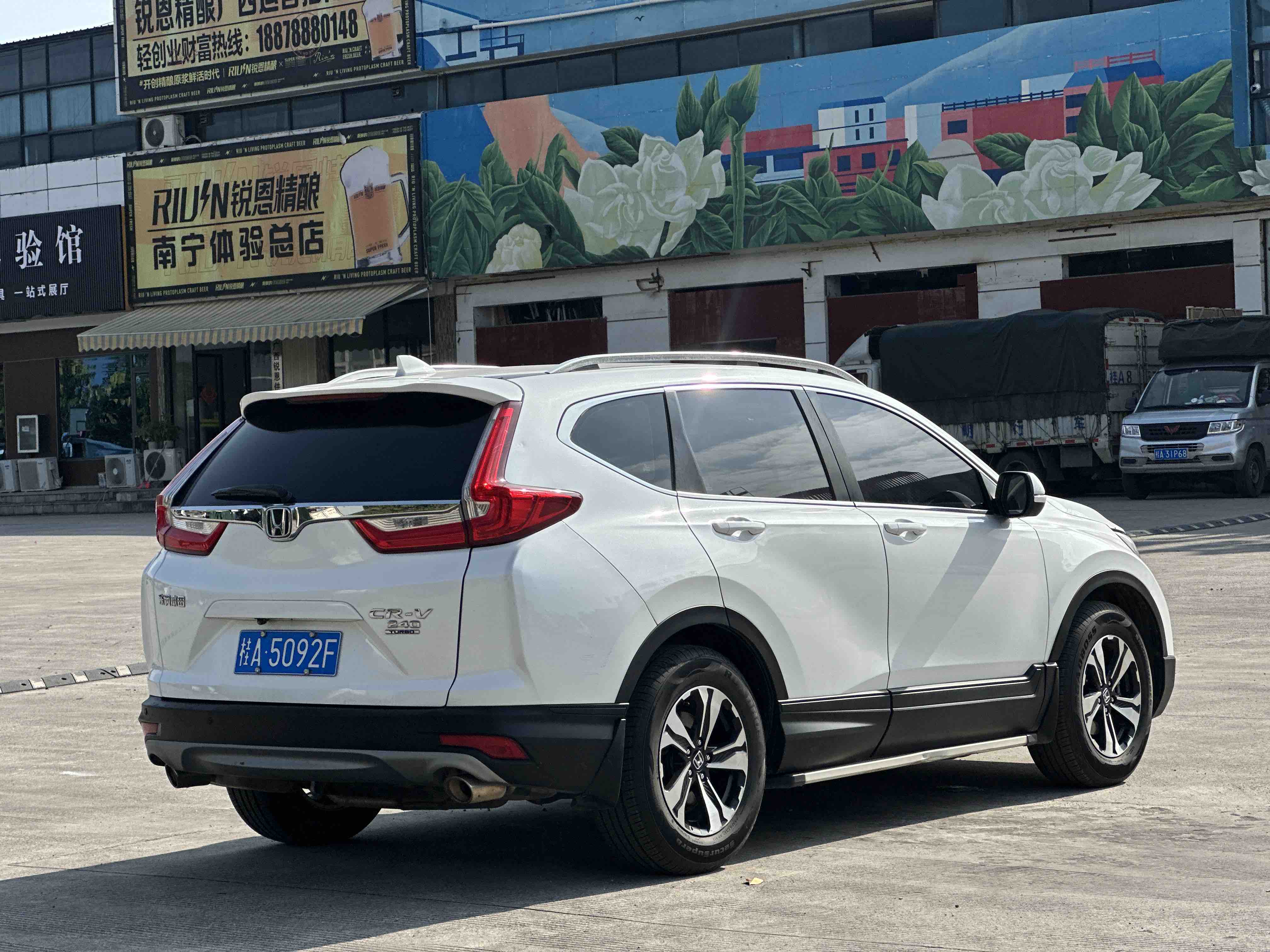 Honda CR-V 2018 car image #3