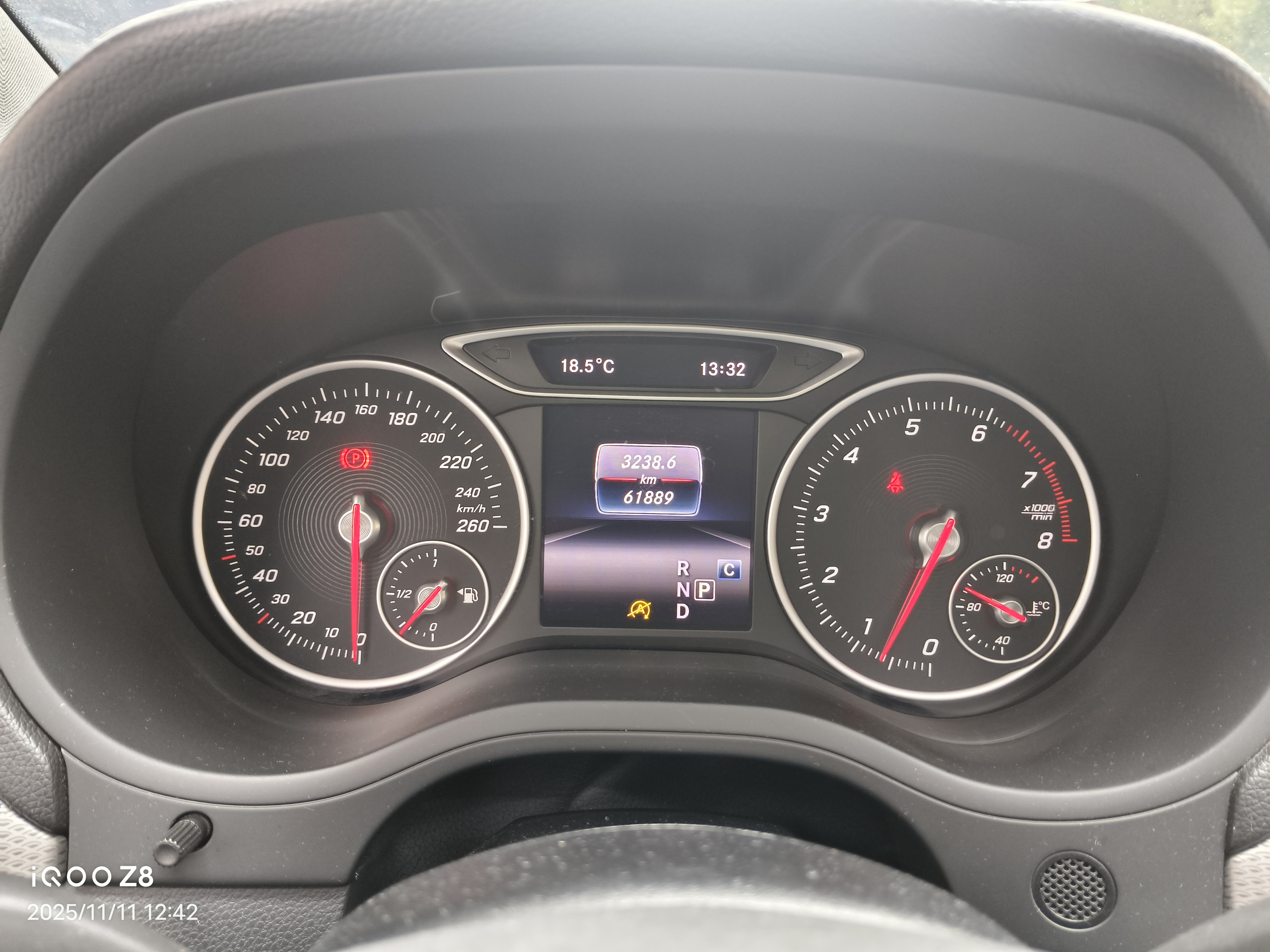 Mercedes-Benz B Class 2017 car image #3