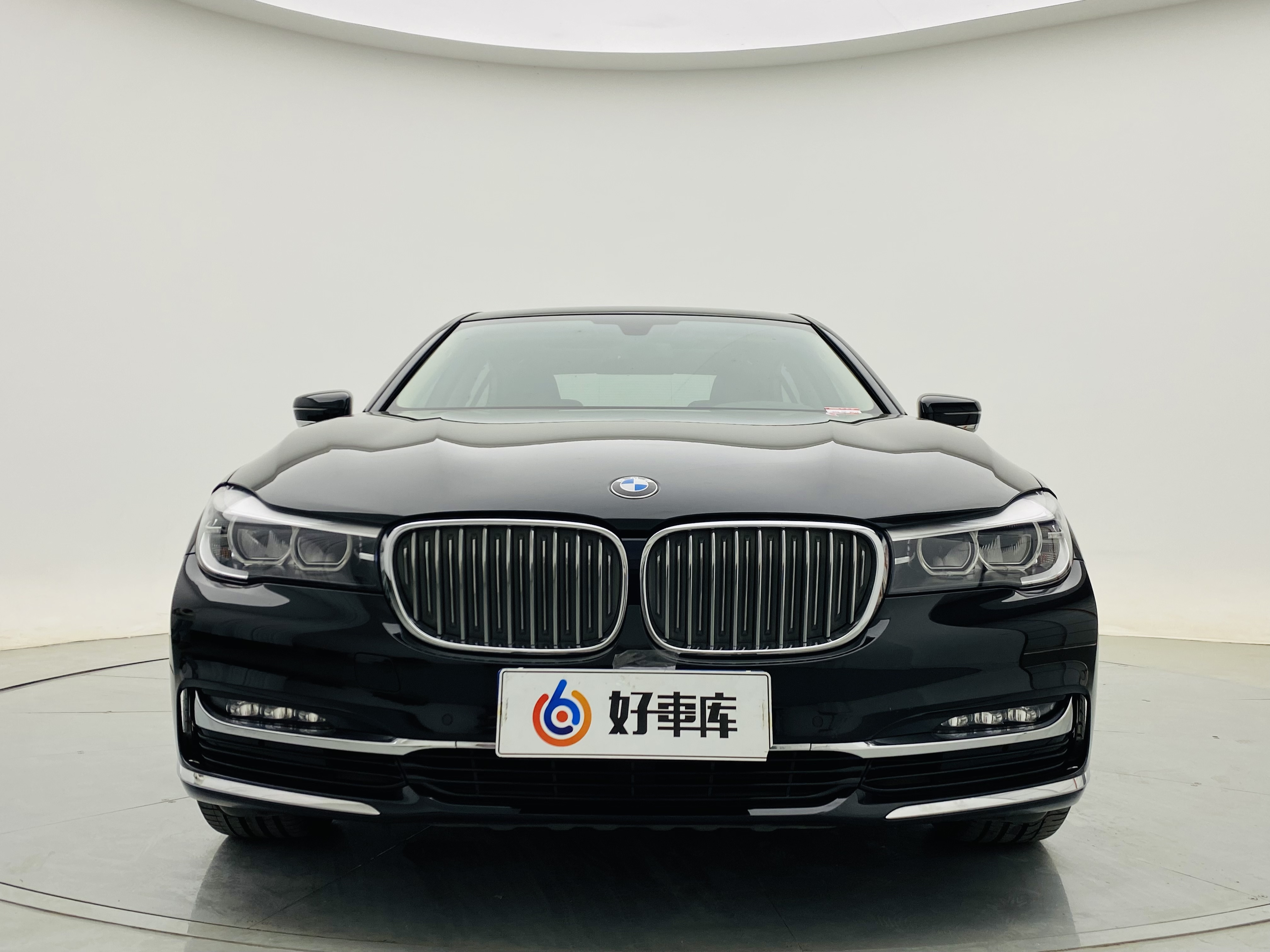 BMW 7 Series 2018 #3 BMW 7 Series 2018 car image #3