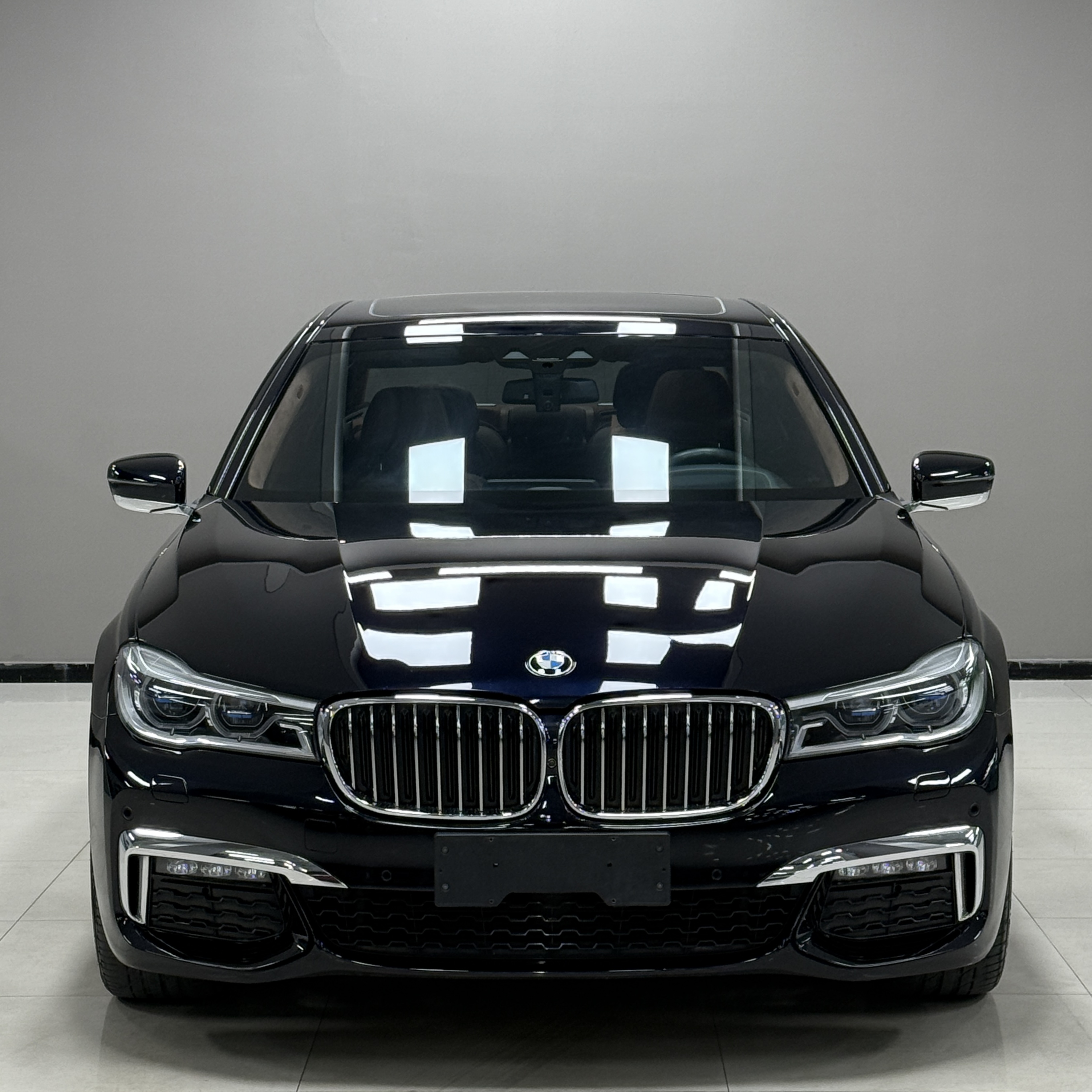 BMW 7 Series 2019 #3 BMW 7 Series 2019 car image #3