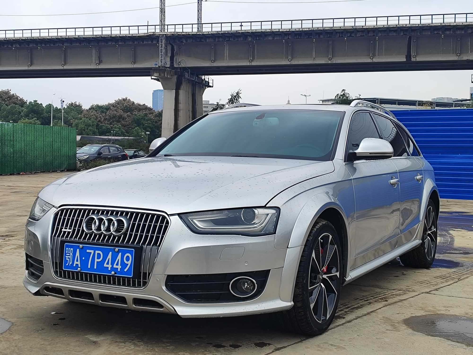 Audi A4 (Imported) 2014 #3 Audi A4 (Imported) 2014 car image #3