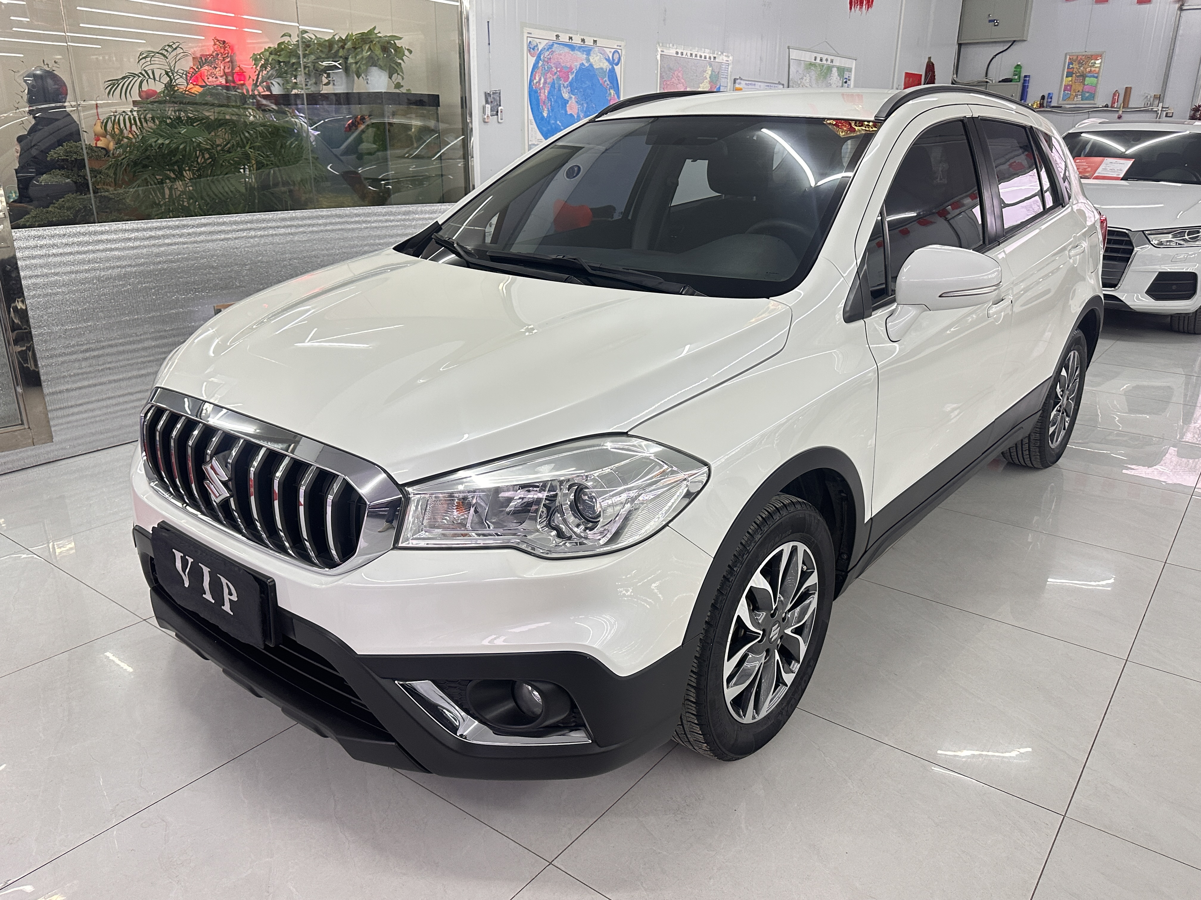 Suzuki SX4 S-CROSS 2019 image de voiture #3
