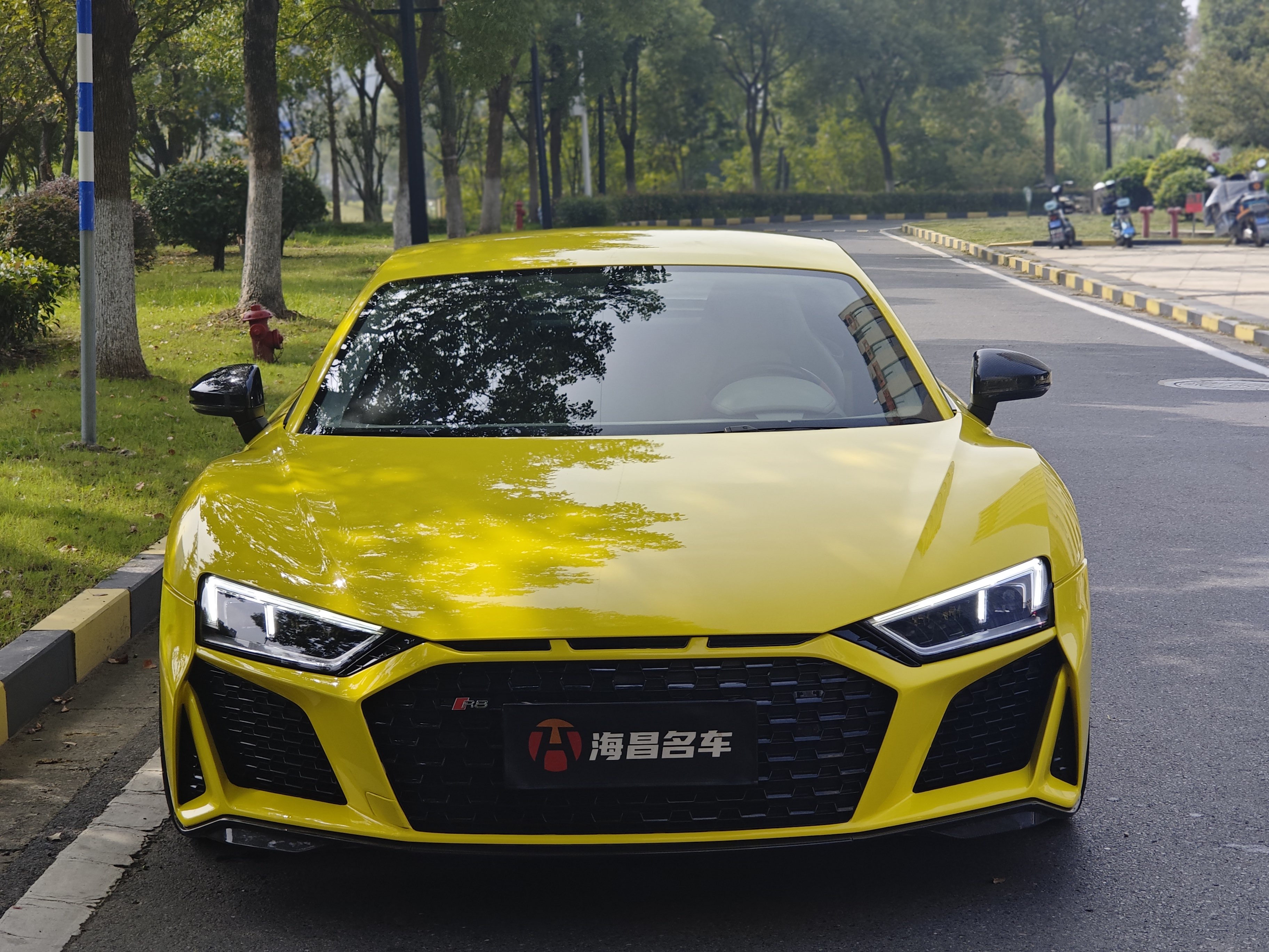 Audi R8 2018 #3 Audi R8 2018 car image #3