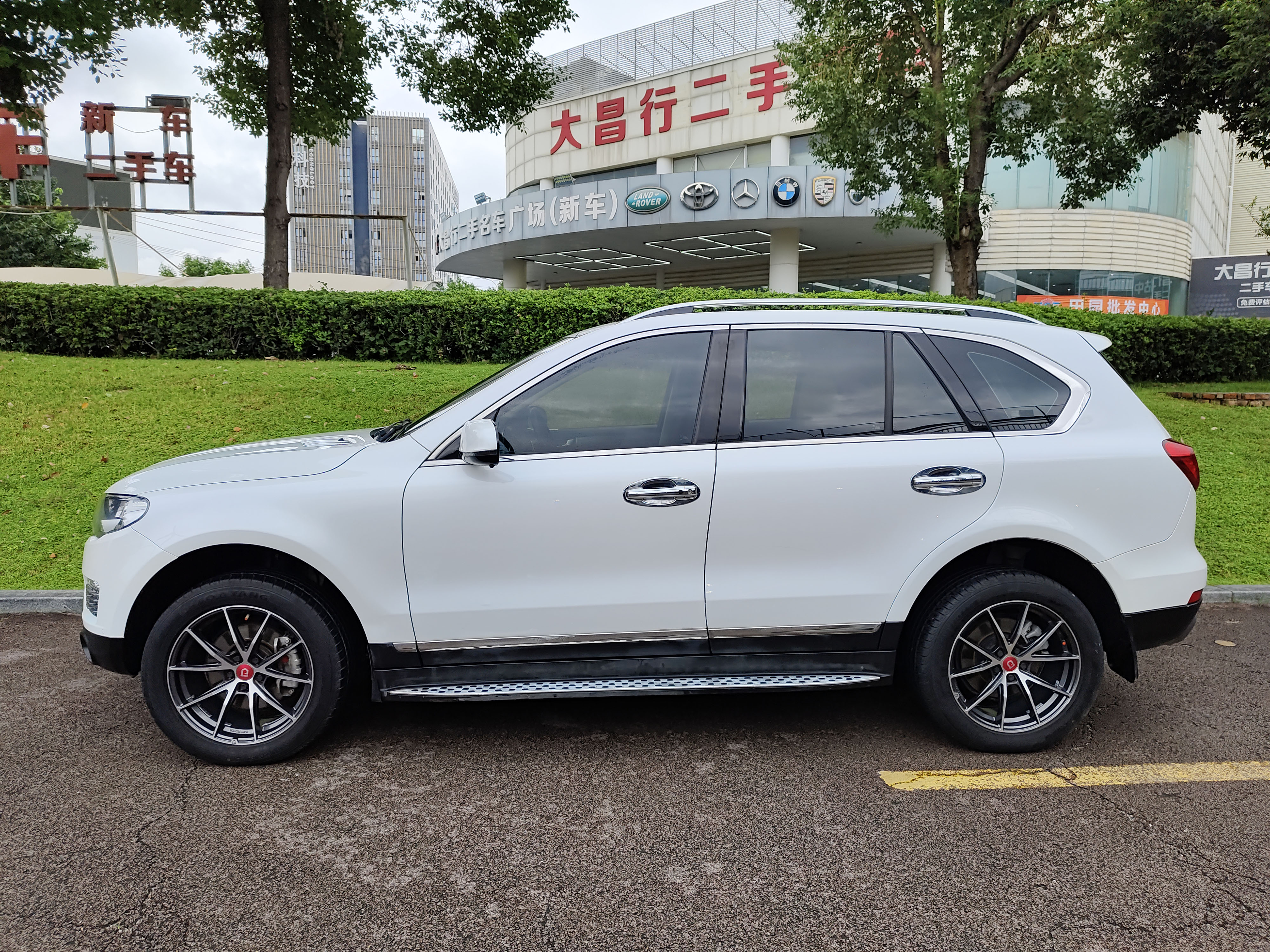 Haval H8 2018 #3 Haval H8 2018 car image #3