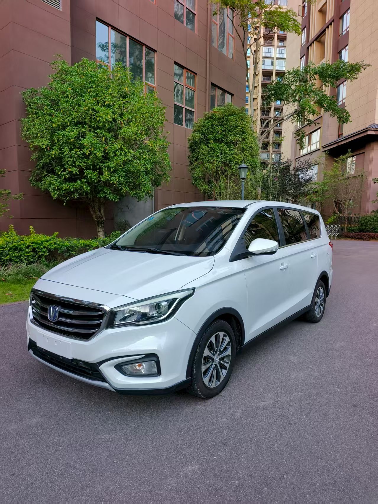 Changan Linmax 2018 car image #3