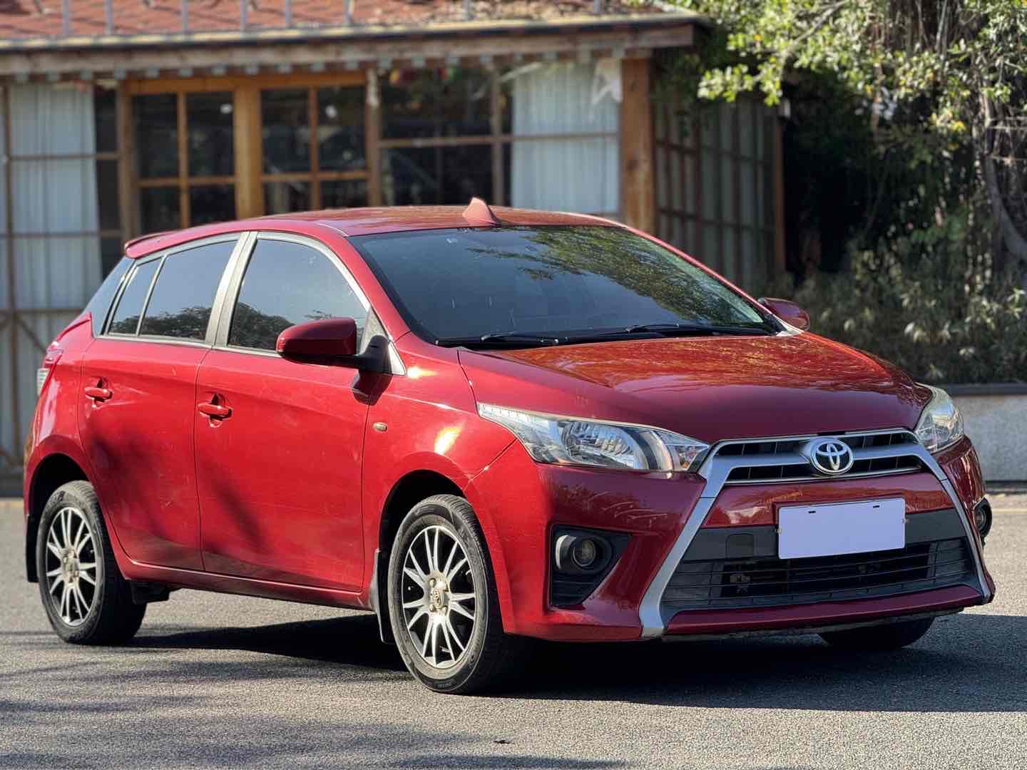 Yaris L Zhixuan 2016 #3 Yaris L Zhixuan 2016 car image #3
