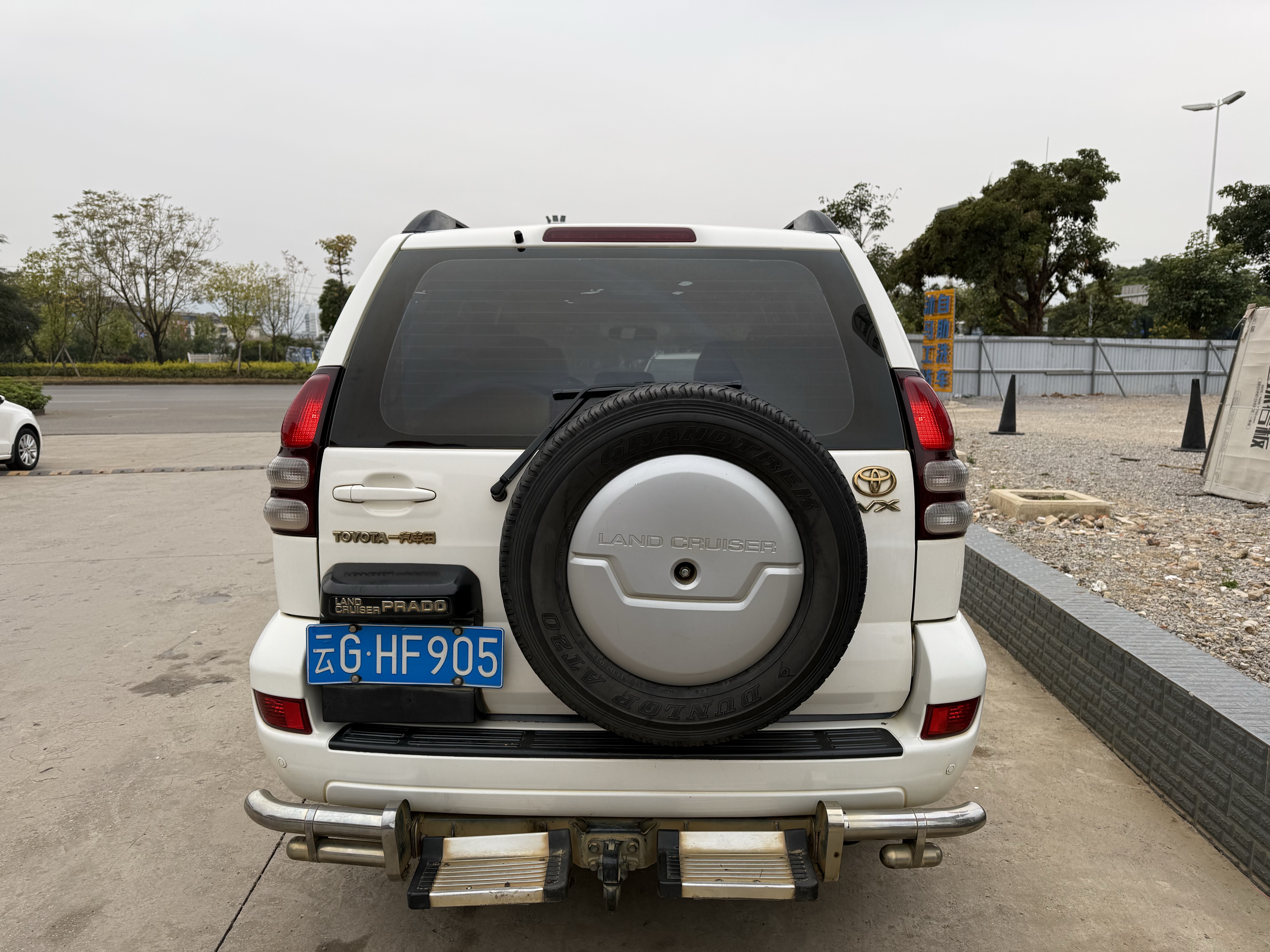 Toyota Land Cruiser Prado 2009 car image #3