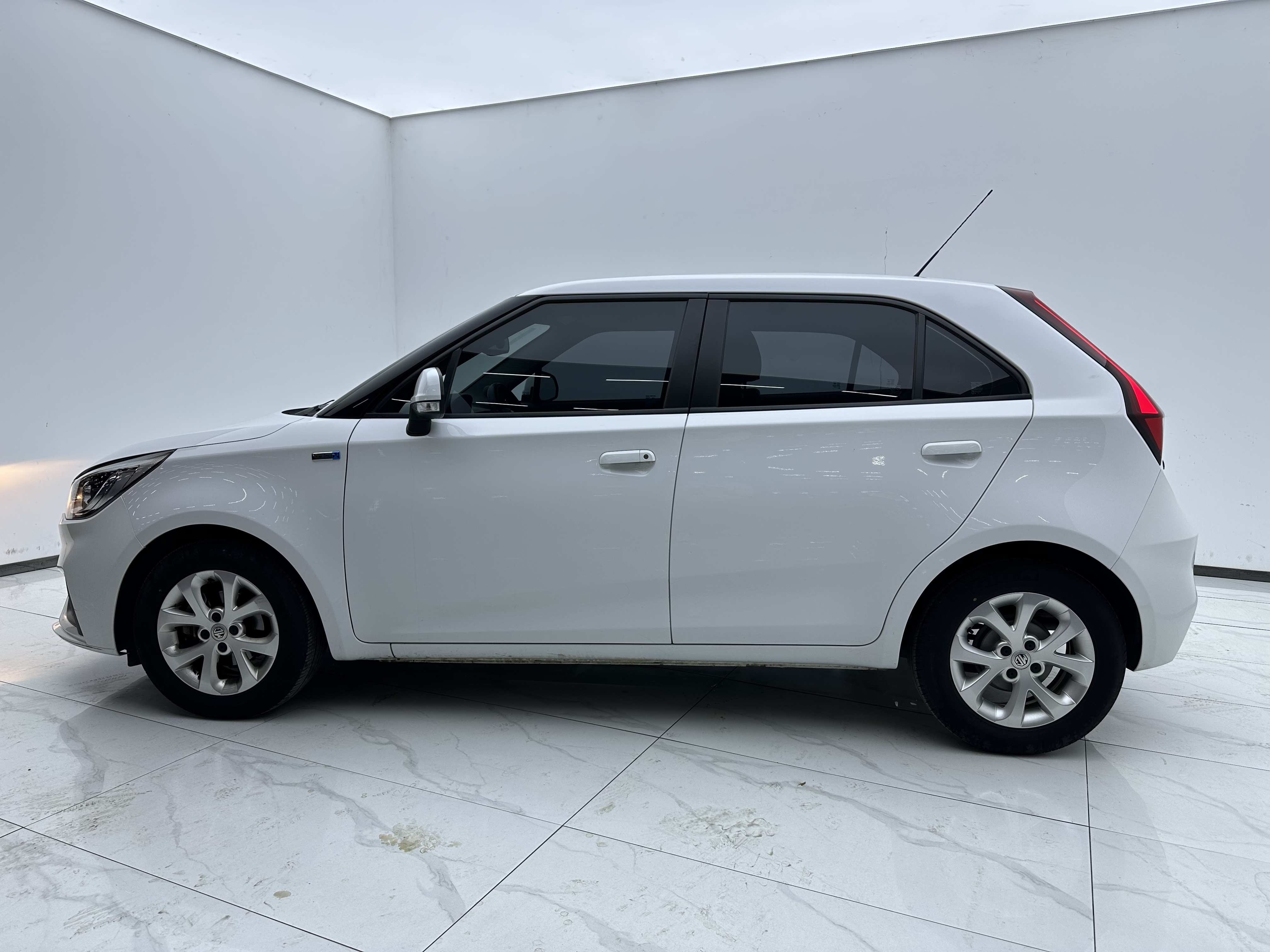 MG 3 2019 car image #3