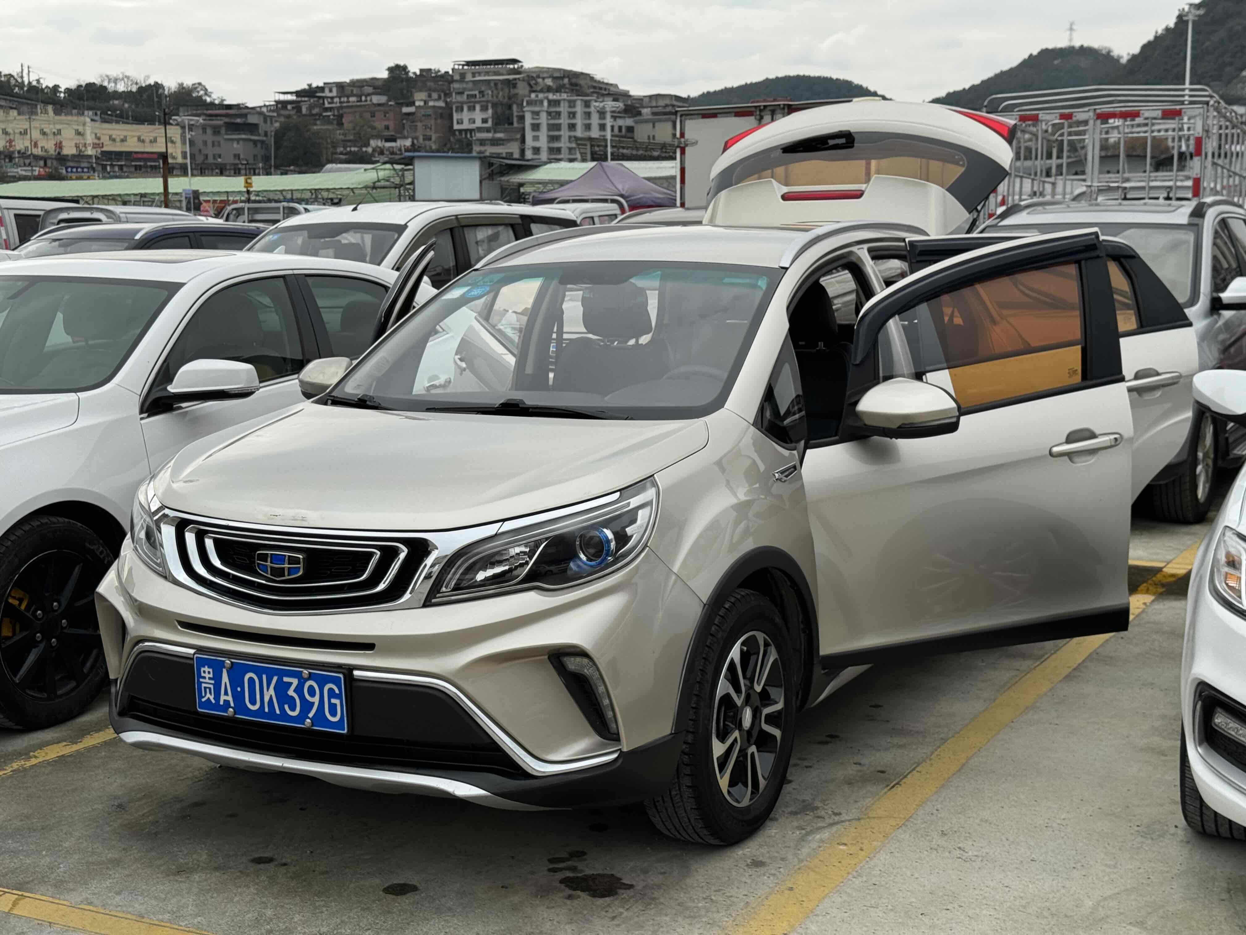 吉利汽车 远景X3 2018 汽车图片 #3