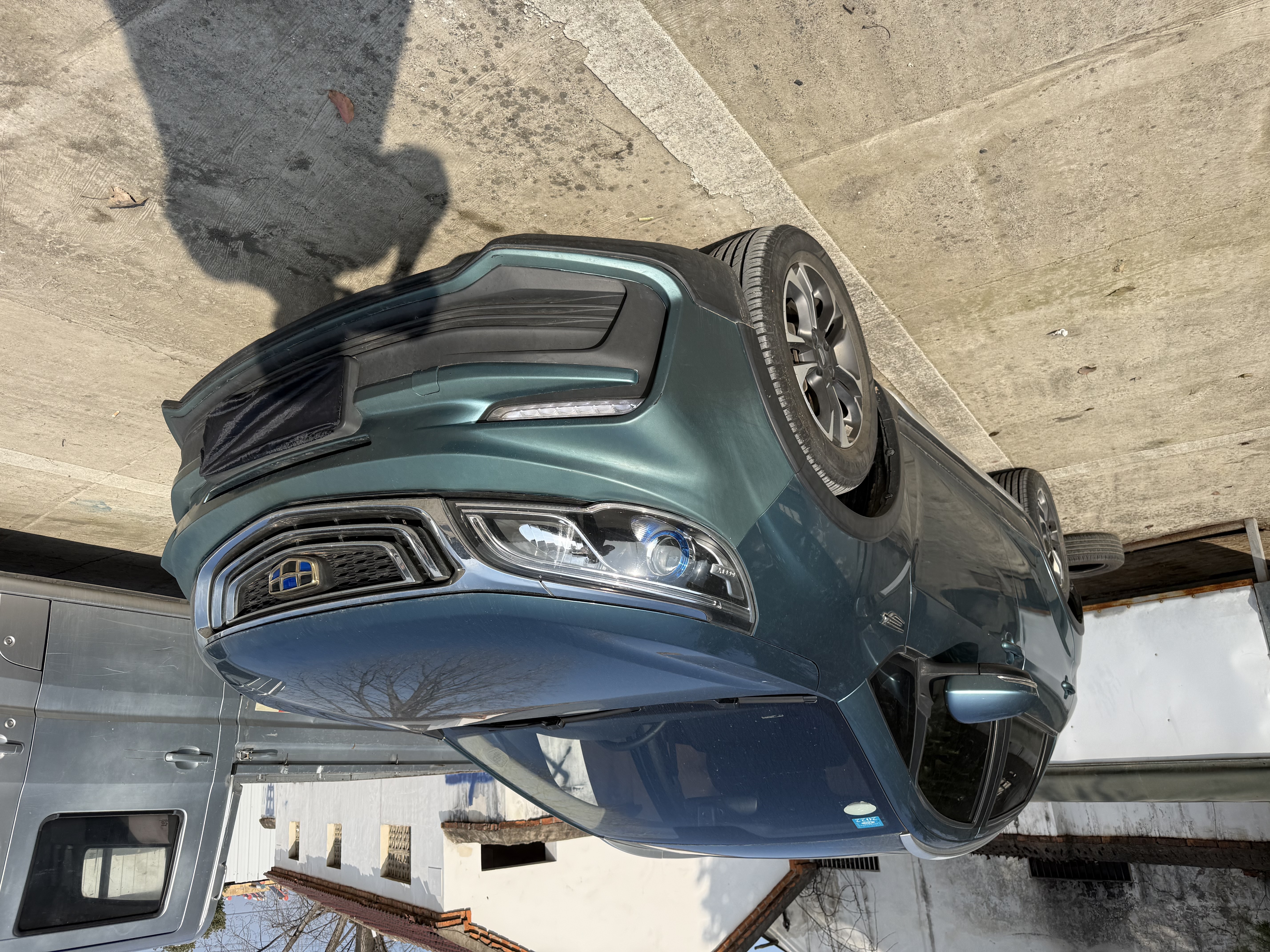 GEELY Vision X3 2020 car image #3