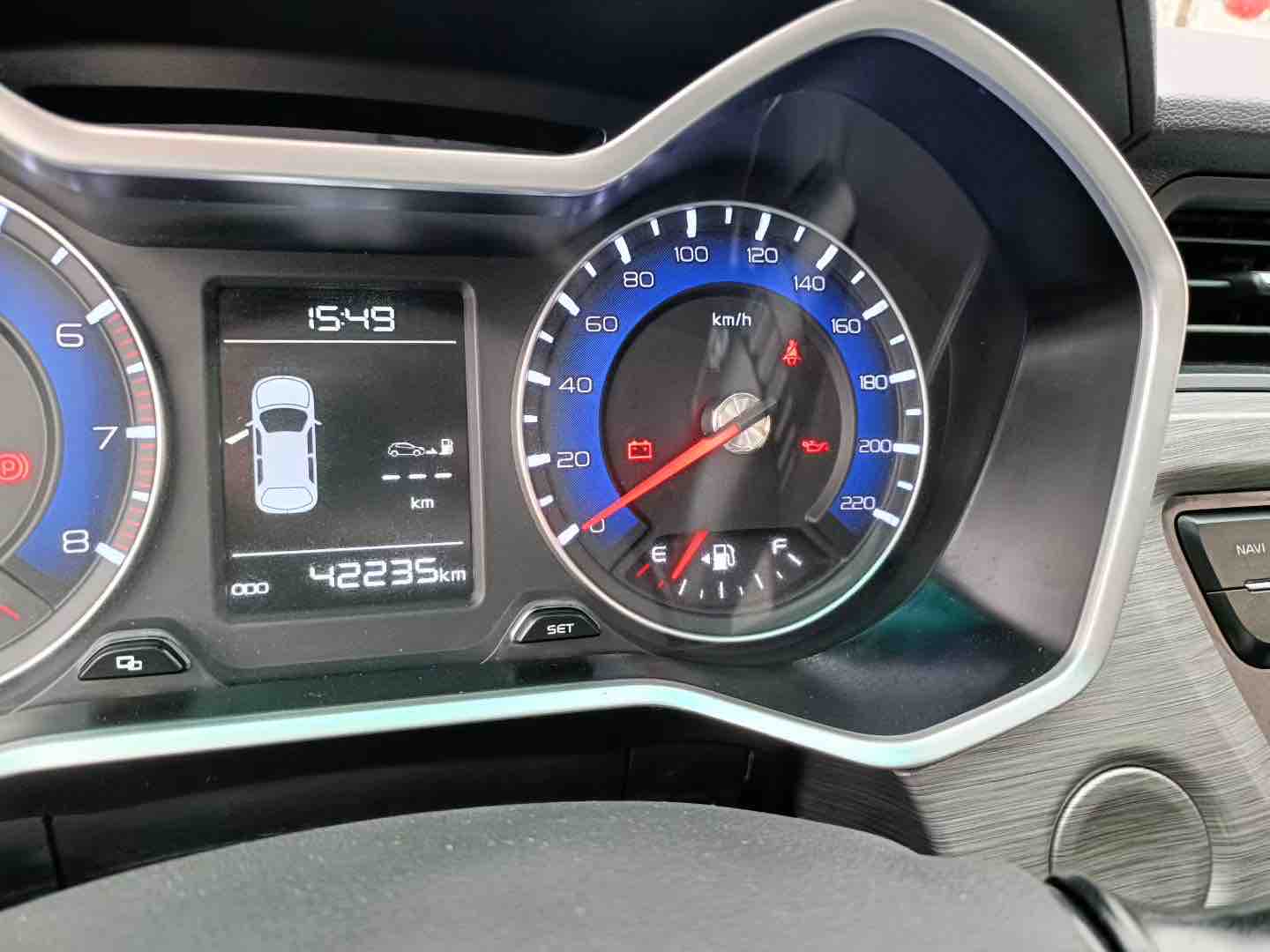 Vision X3 2019 car image #3