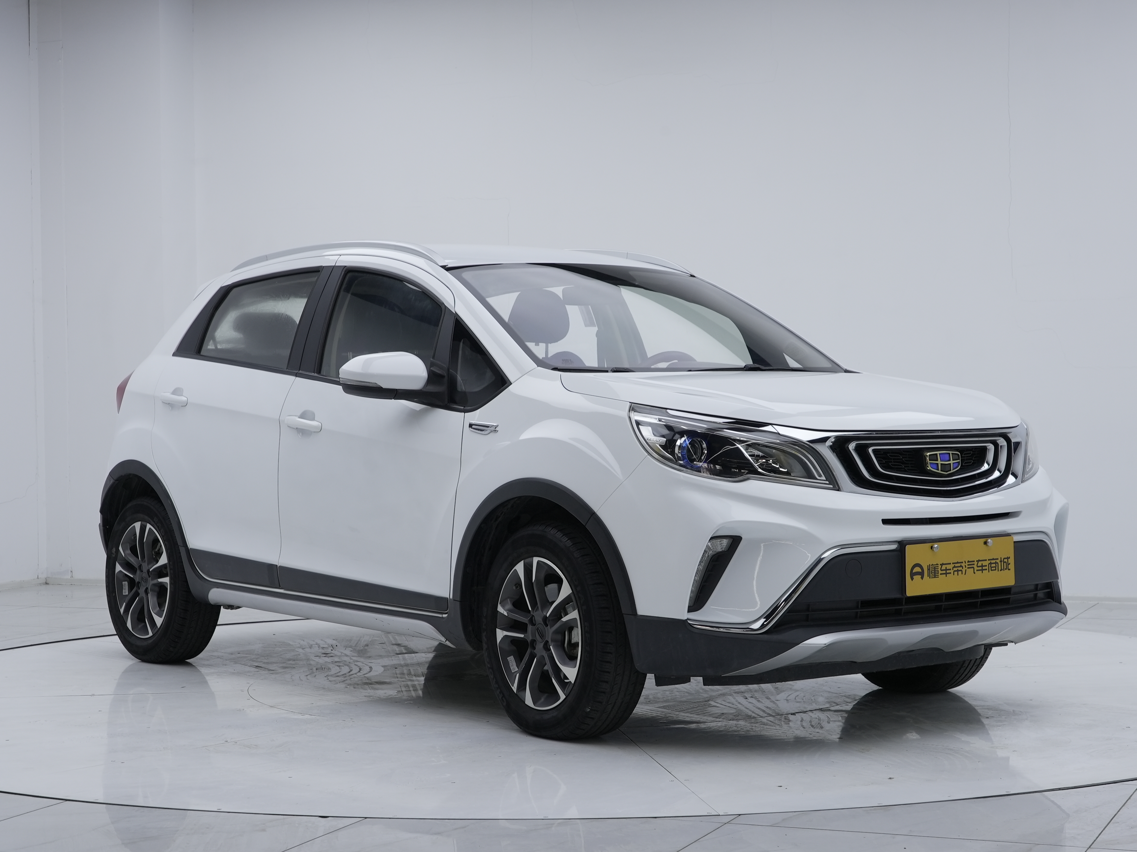 GEELY Vision X3 2019 car image #3