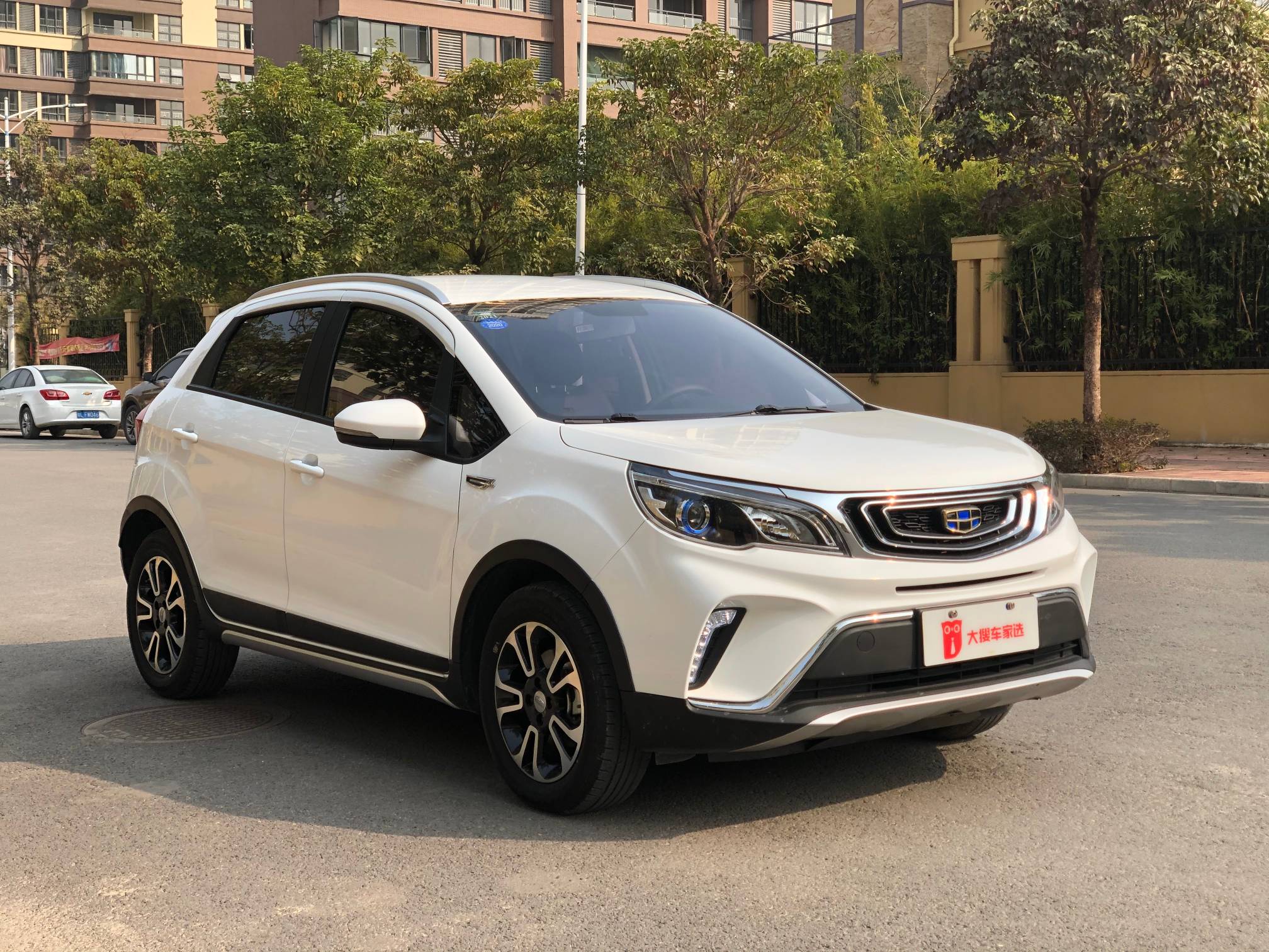 Vision X3 2019 car image #3