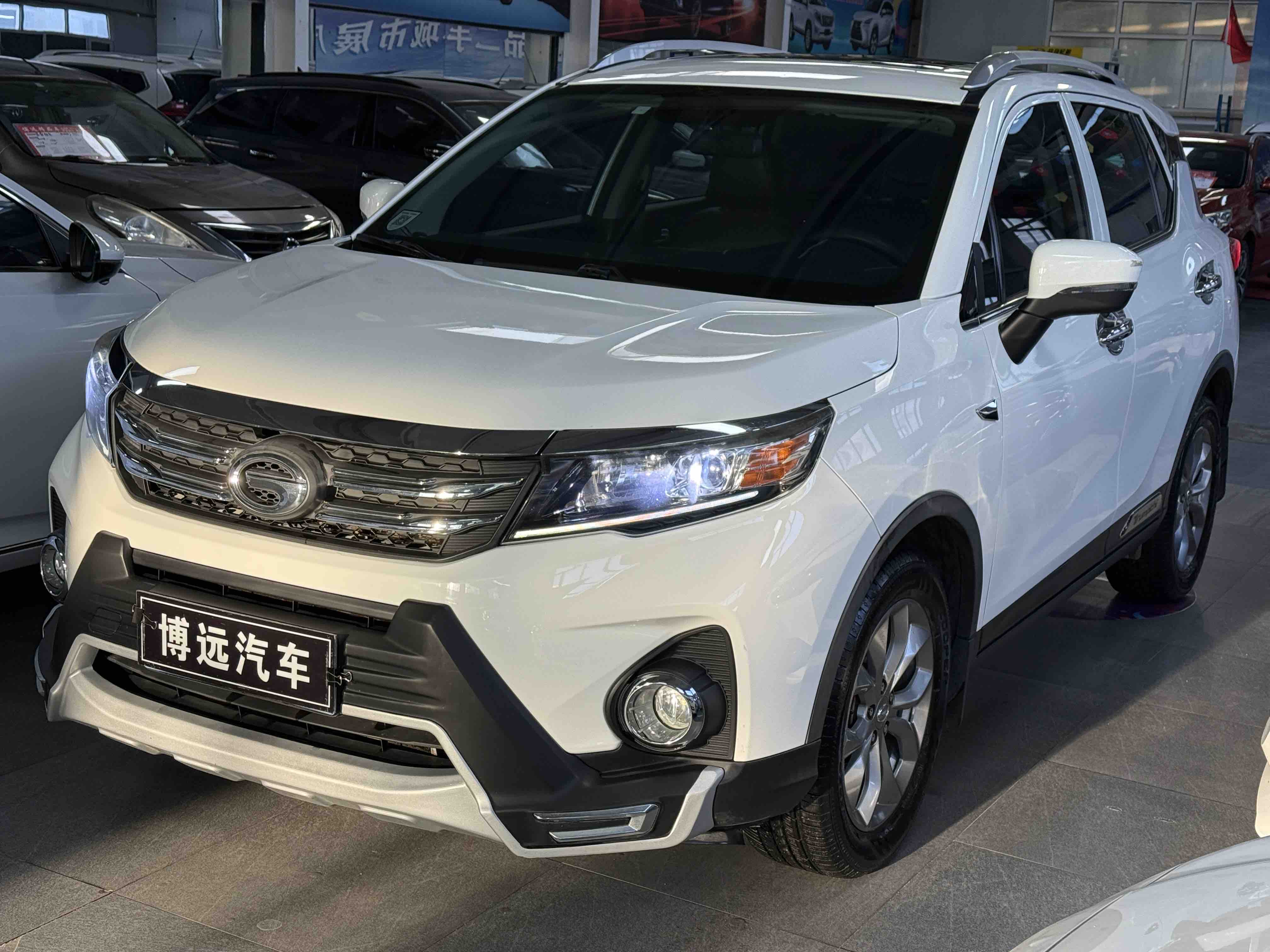 GAC Trumpchi GS3 2018 car image #3