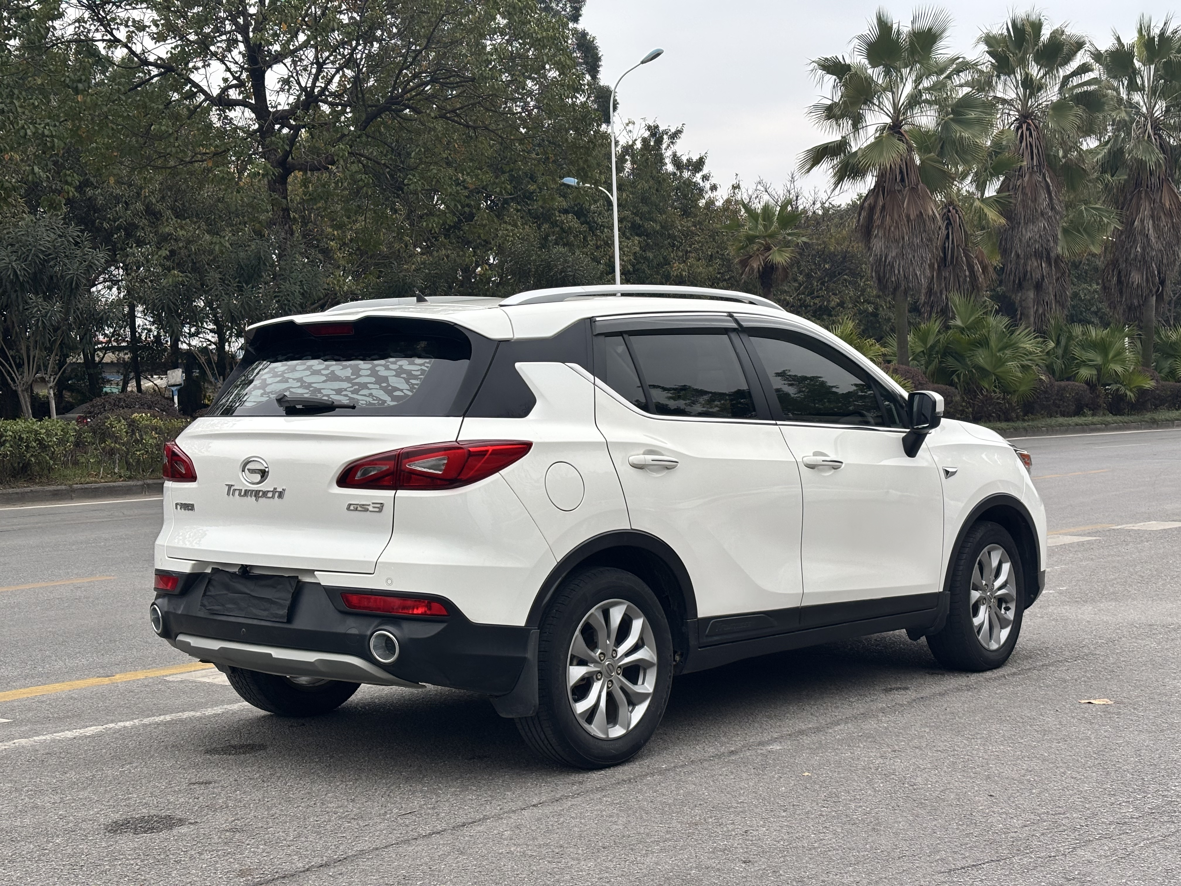 GAC Trumpchi GS3 2018 car image #3