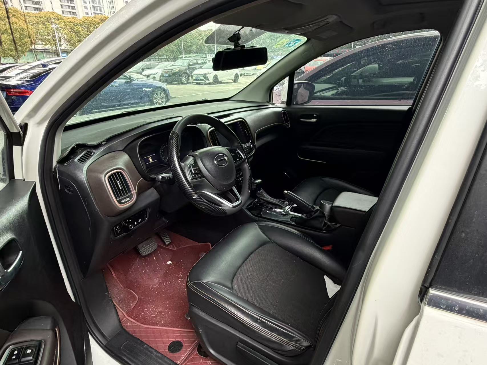 GAC Trumpchi GS3 2018 car image #3