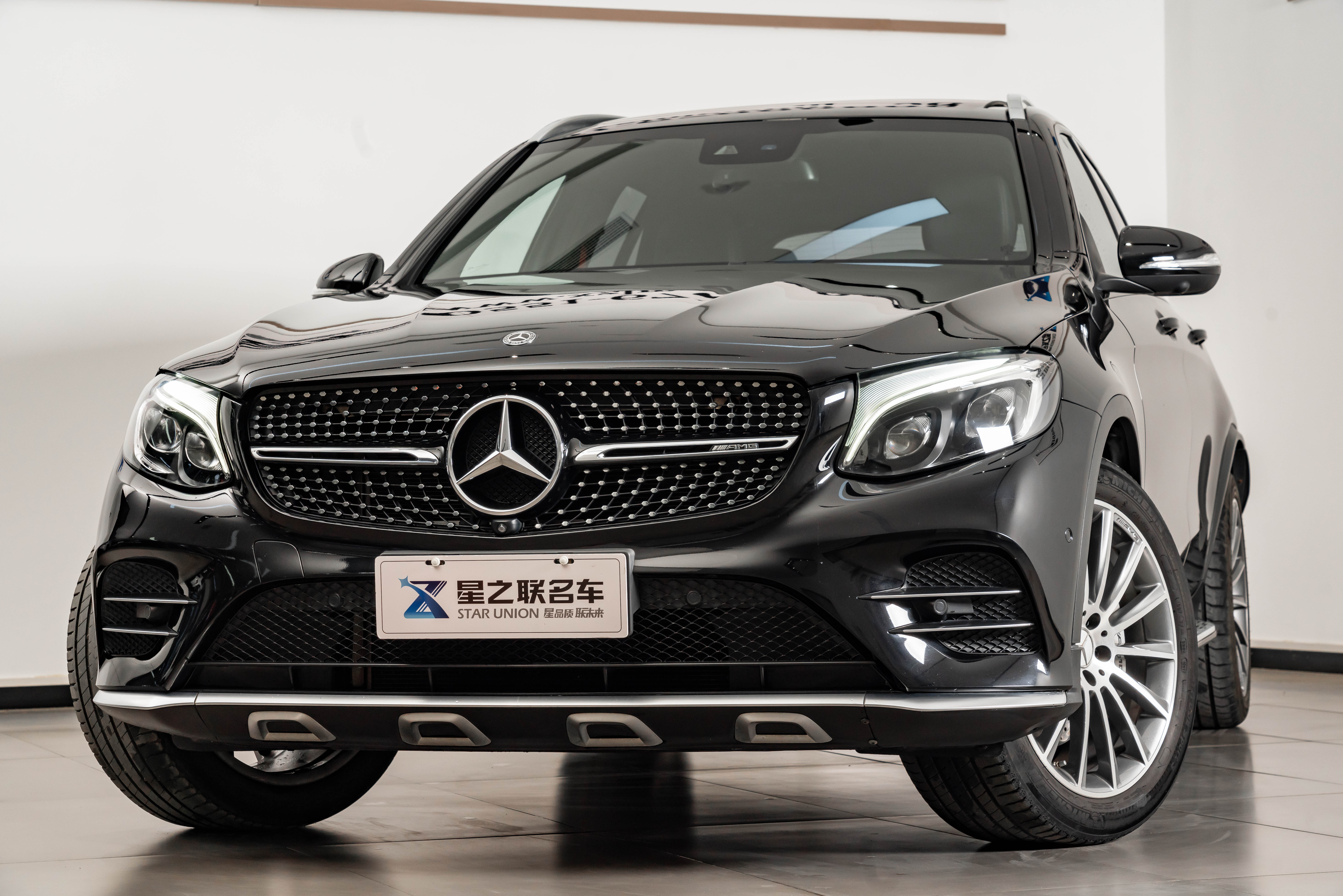 Mercedes-Benz GLC AMG 2019 immagine di auto #3