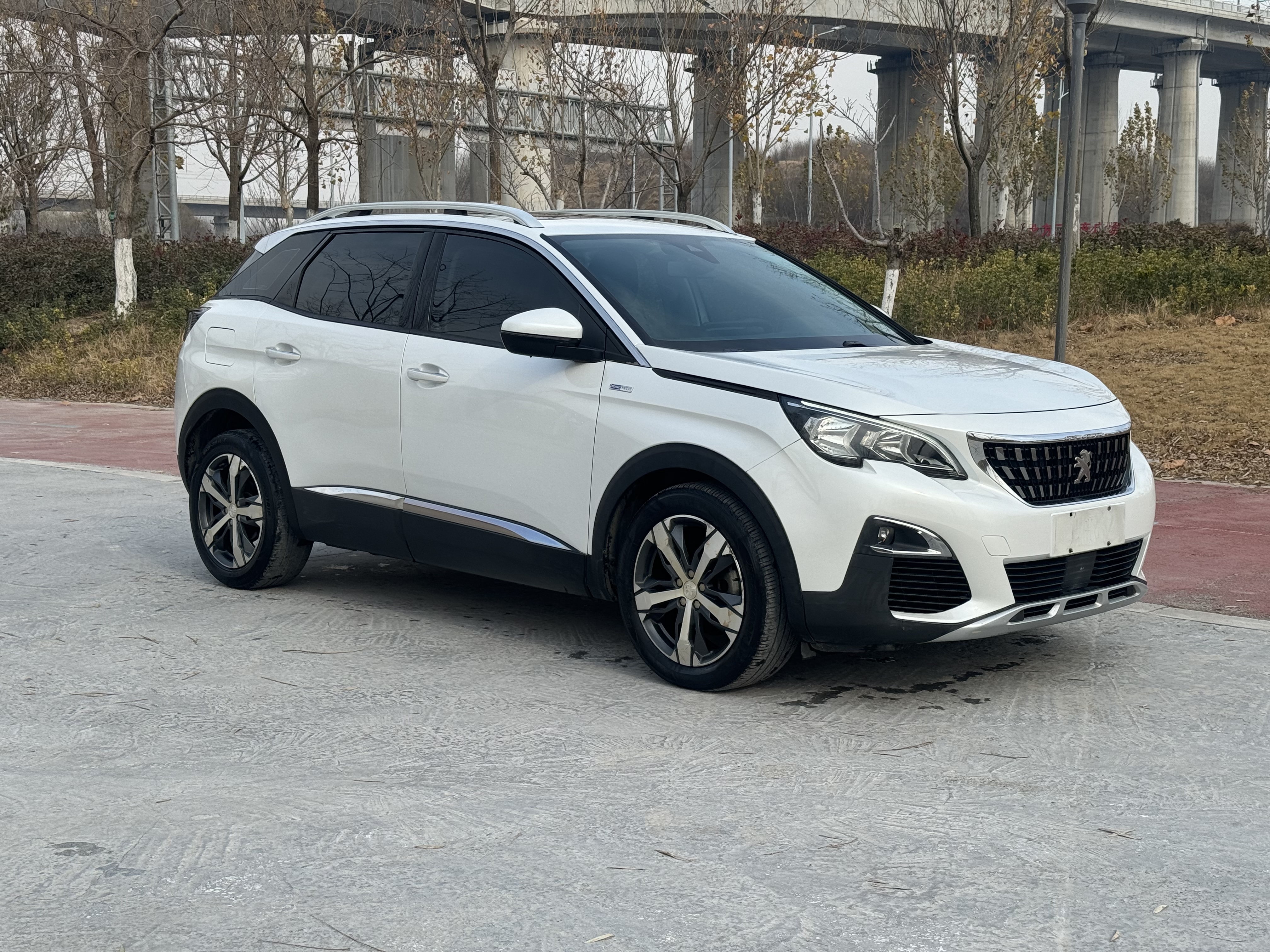 Peugeot 4008 2018 #3 Peugeot 4008 2018 car image #3