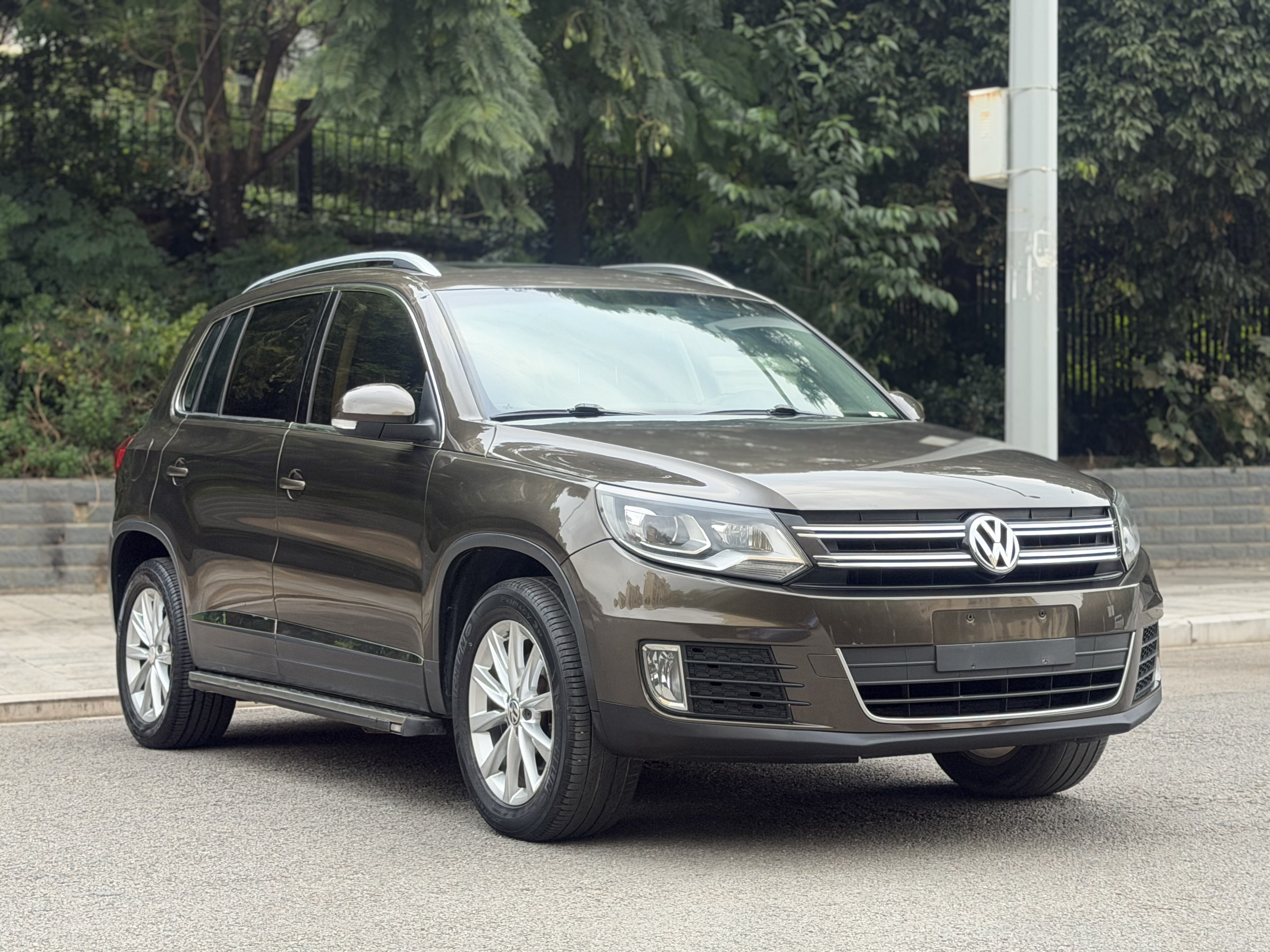Volkswagen Tiguan 2015 car image #3