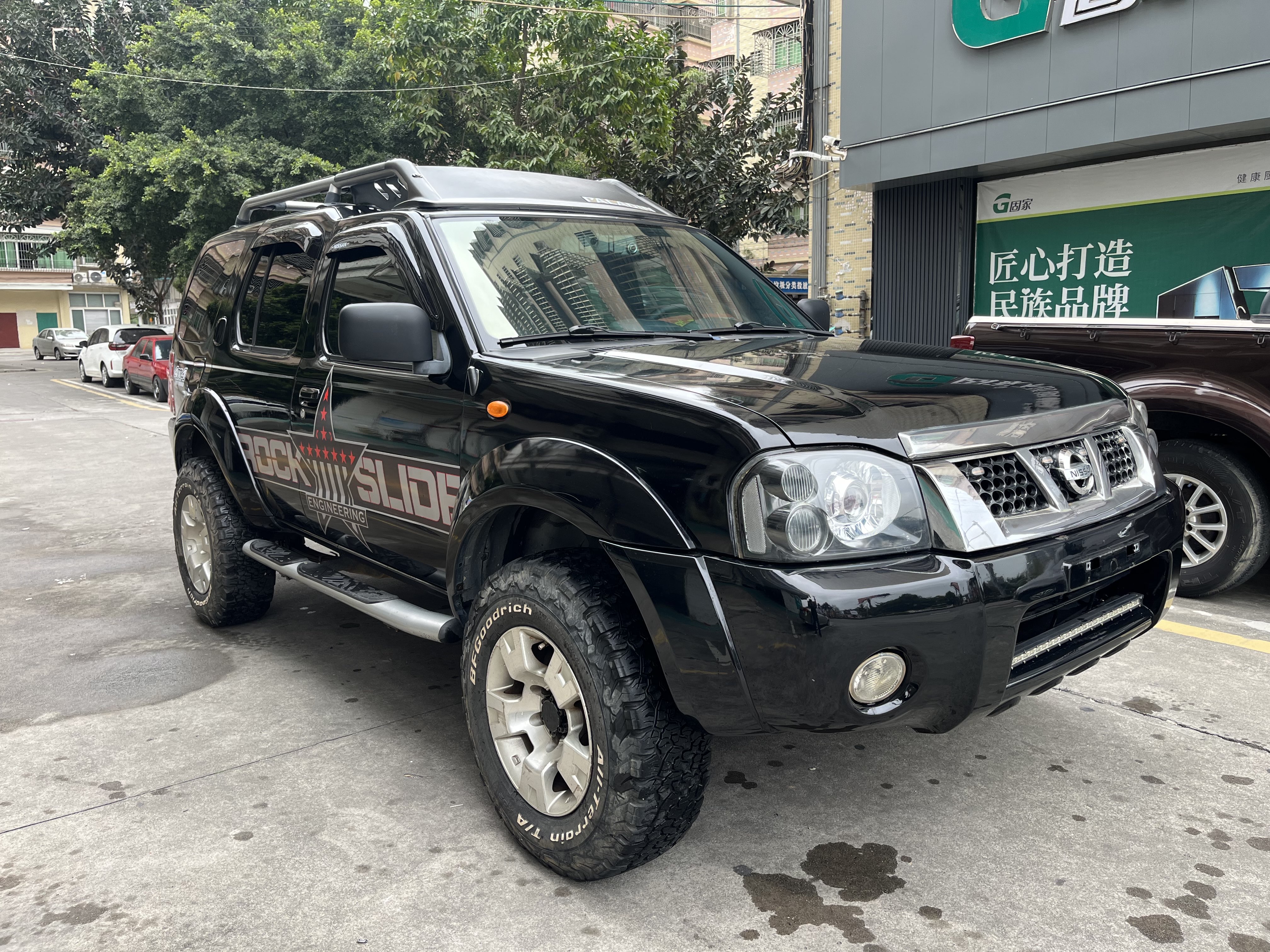 日产 日产帕拉丁 2009 汽车图片 #3