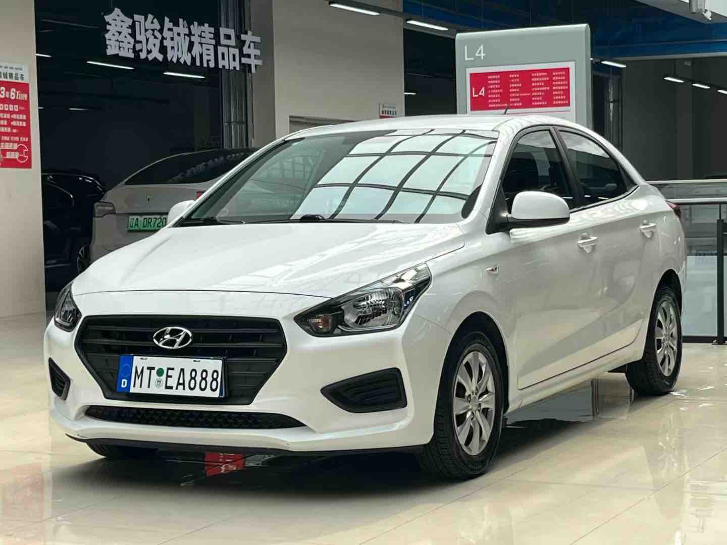 Hyundai Reina 2019 car image #3