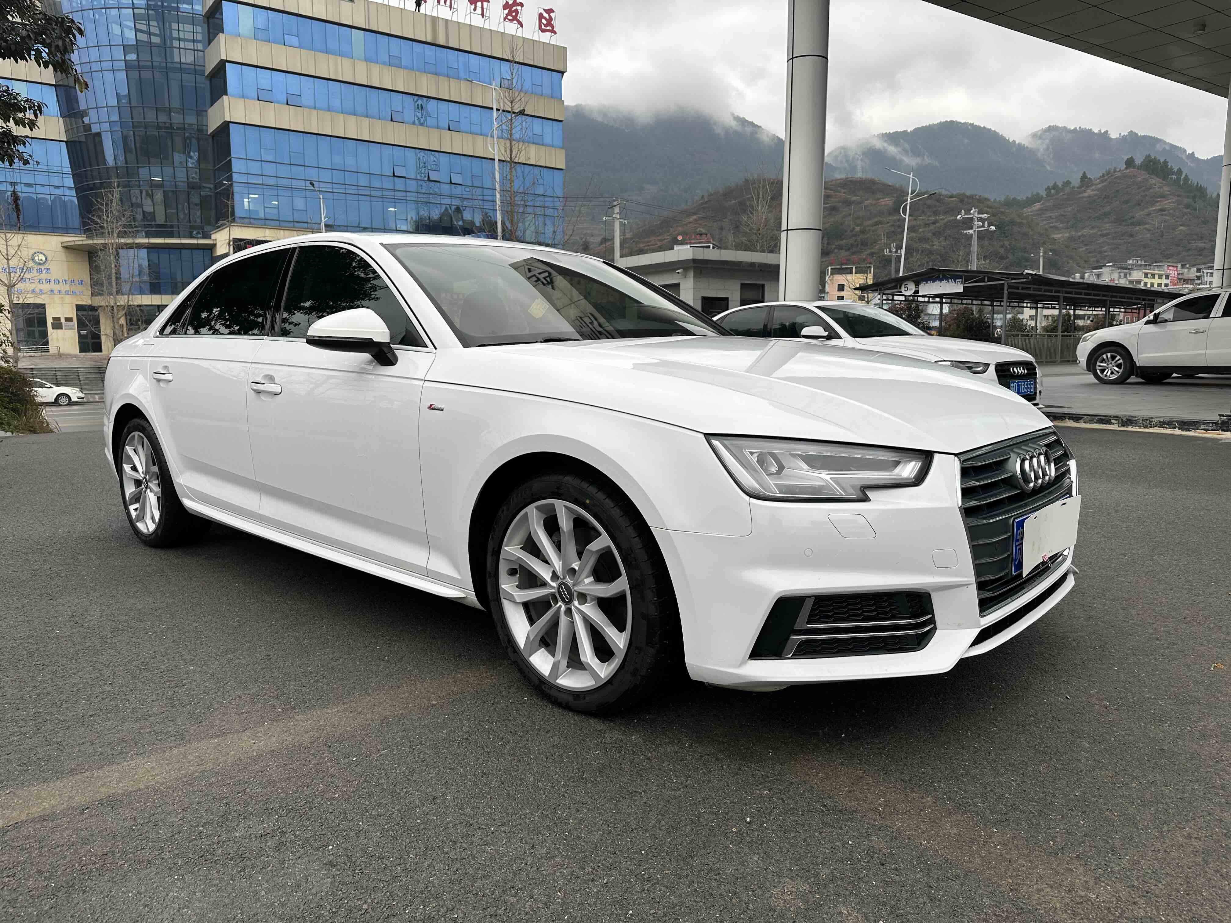 Audi A4L 2017 #3 Audi A4L 2017 imagem de carro #3