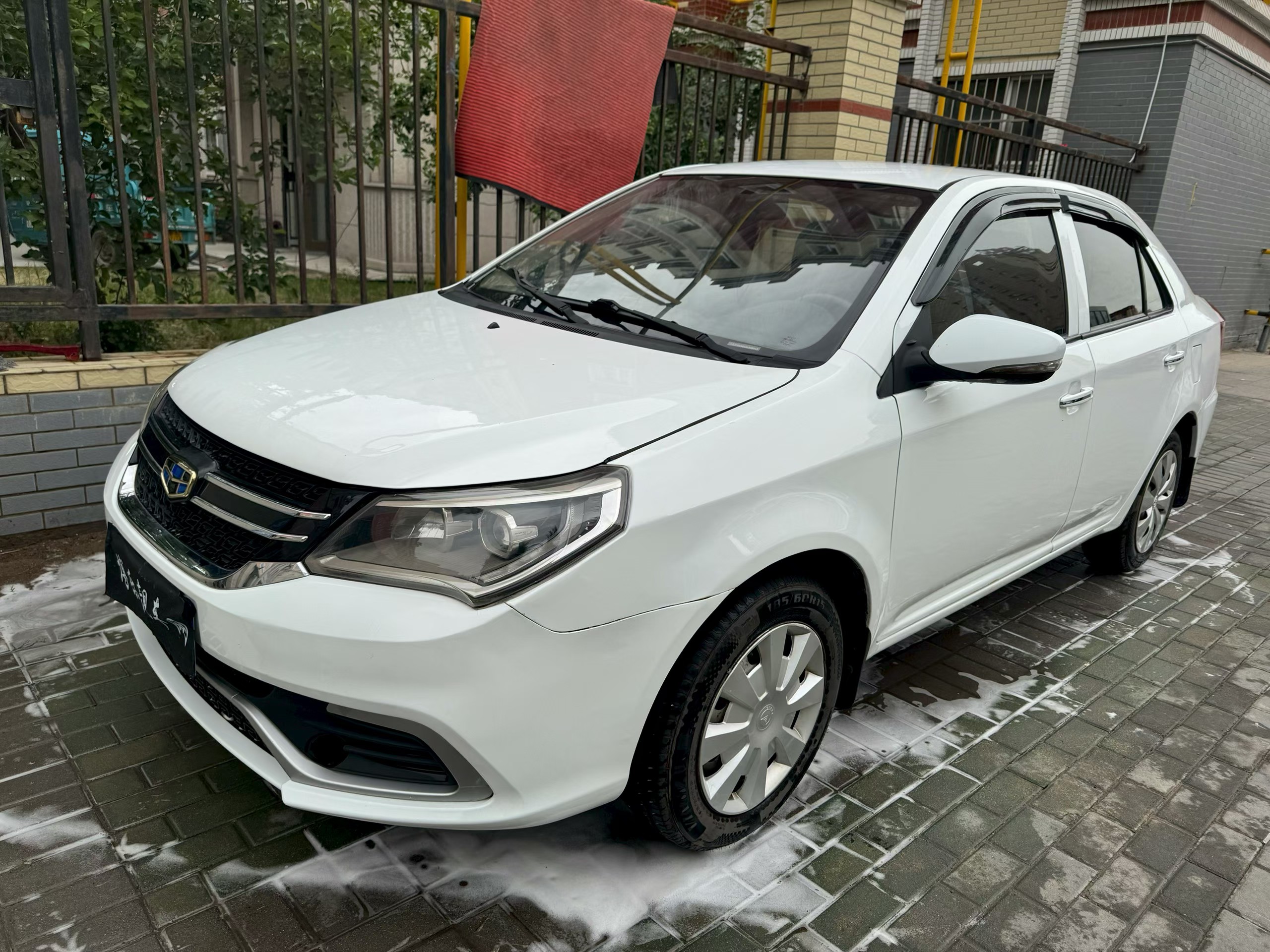 GEELY KingKong 2018 immagine di auto #3