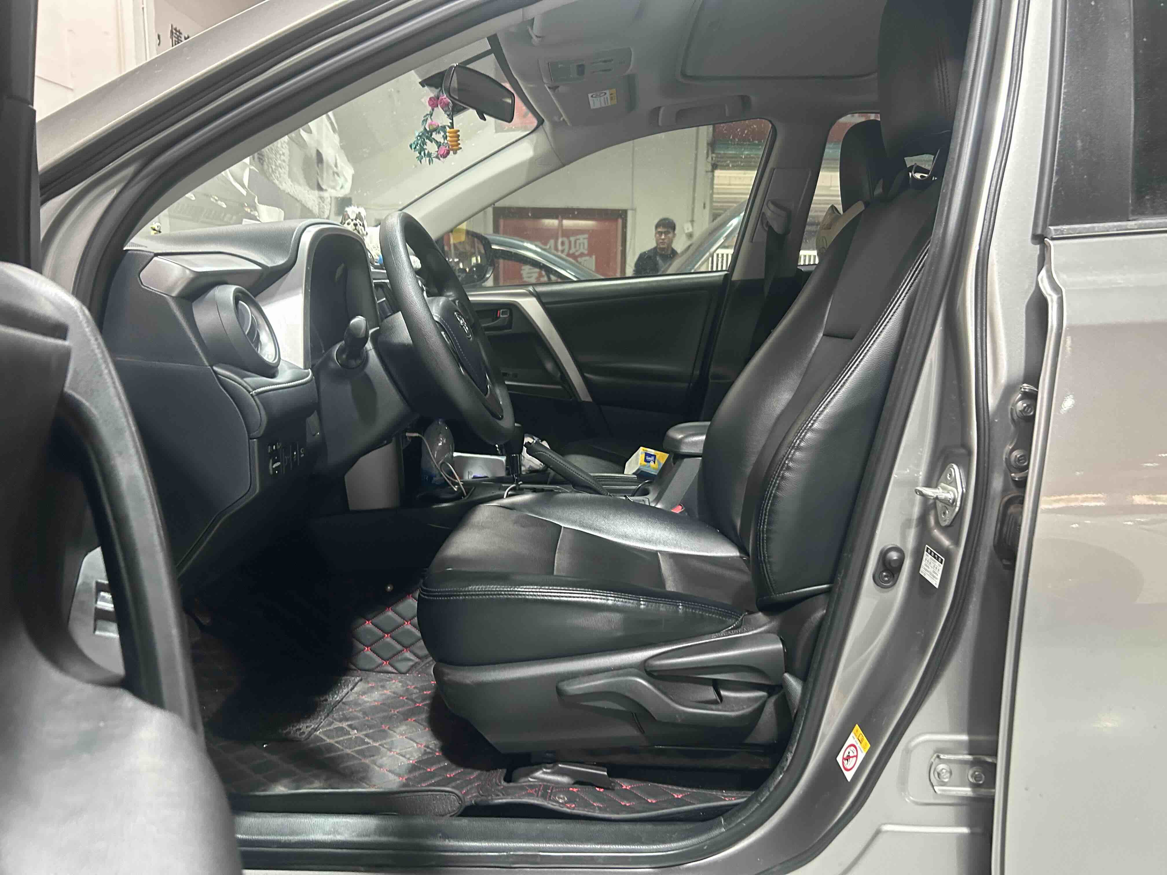 丰田 RAV4荣放 2018 汽车图片 #3