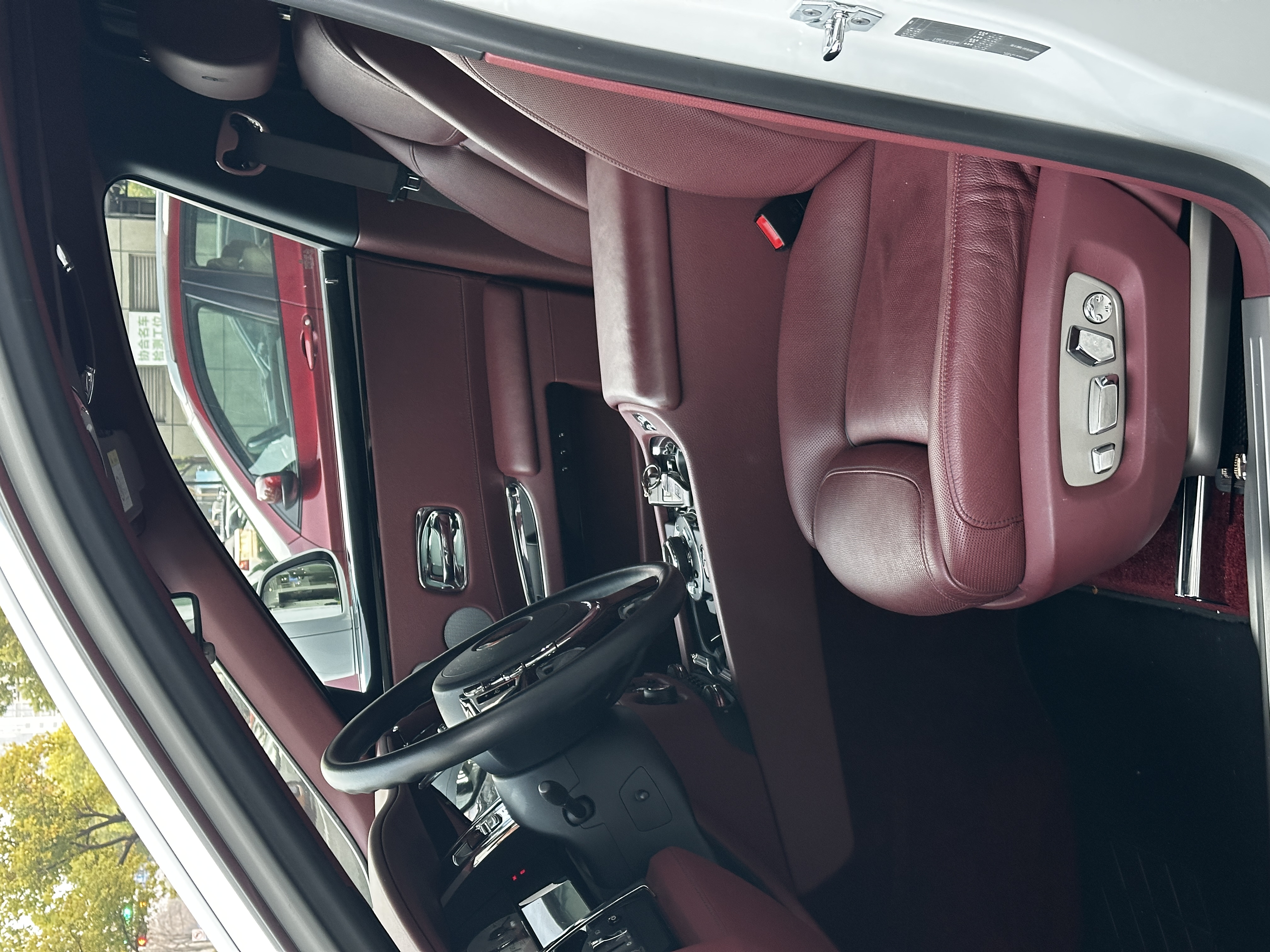 劳斯莱斯 古思特 2018 汽车图片 #3