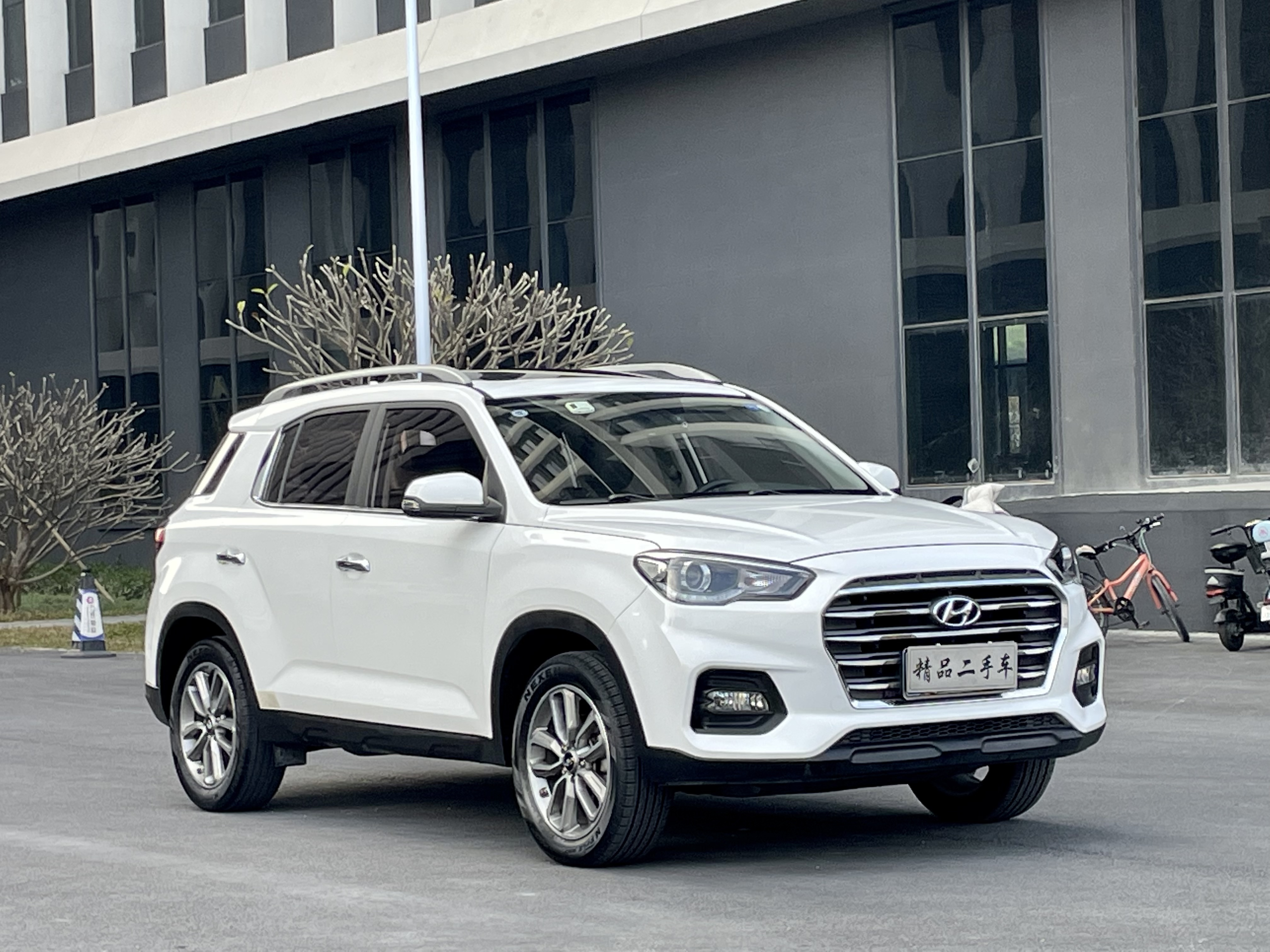 Hyundai ix35 2018 car image #3