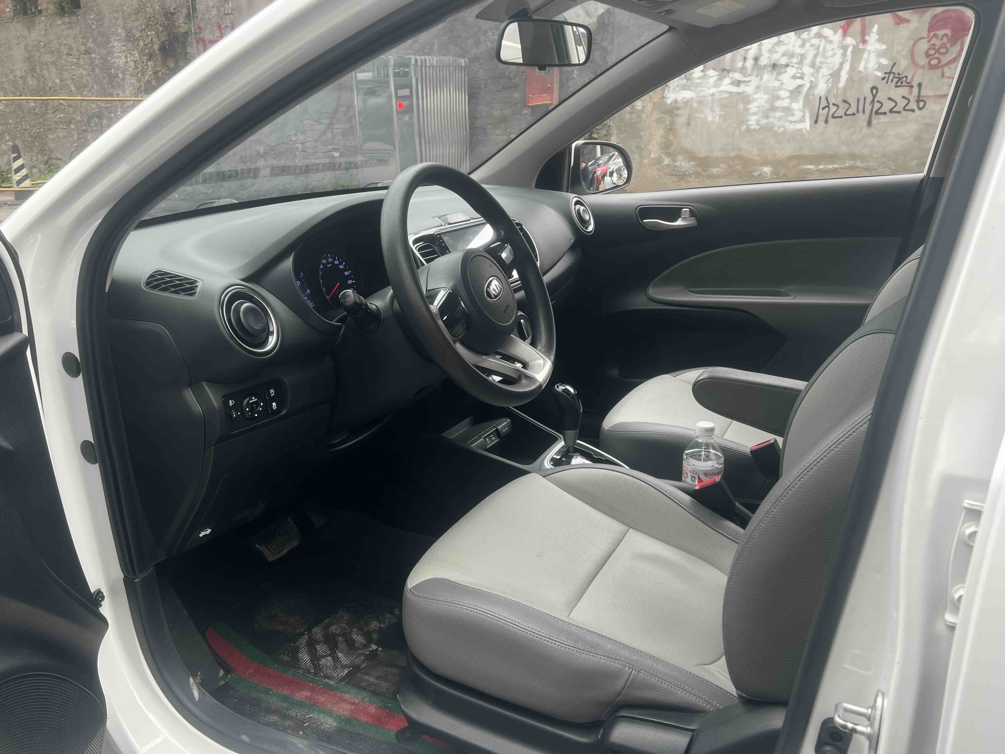 起亚 焕驰 2018 汽车图片 #3