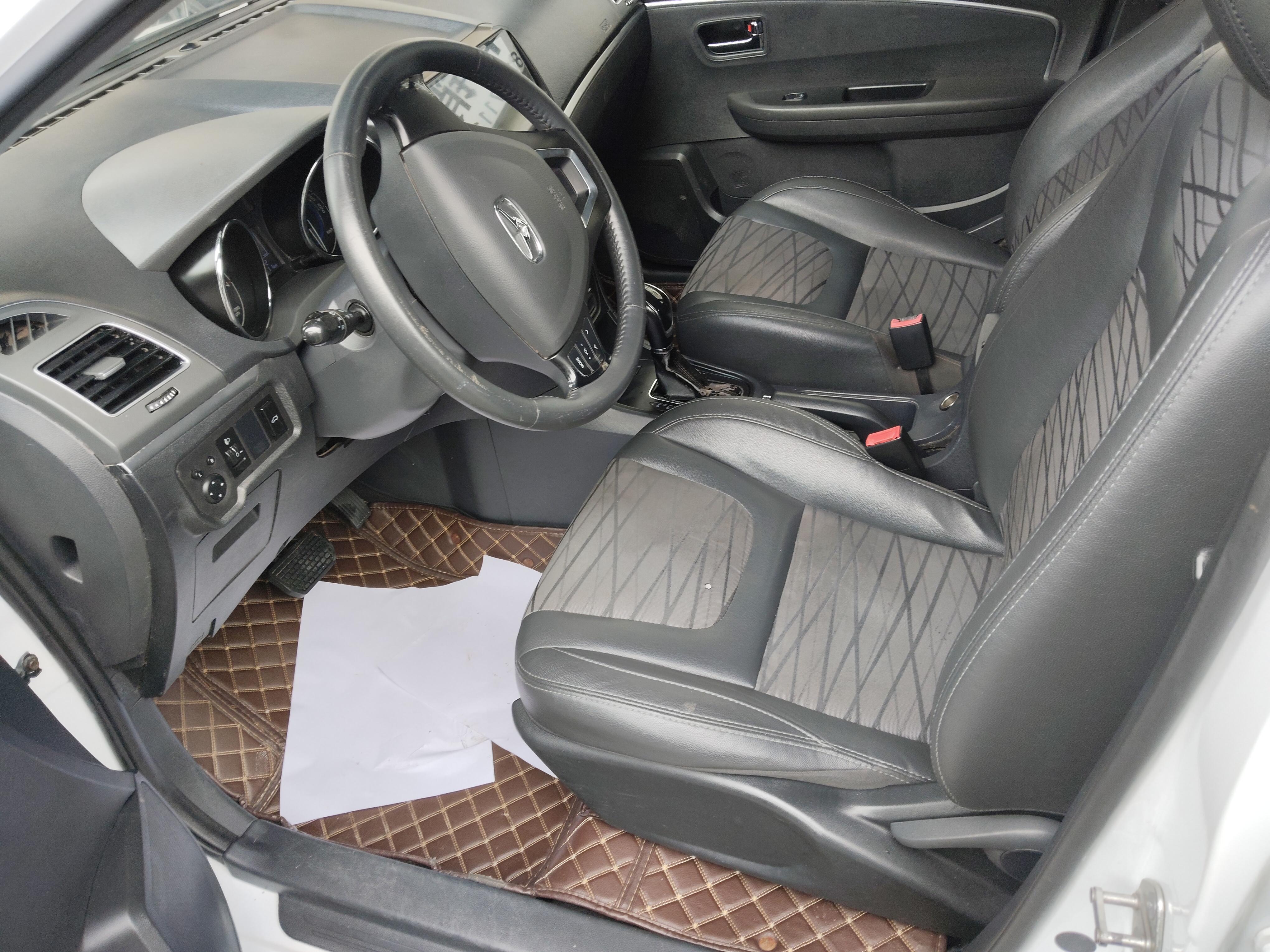 Kaiyi E3 2018 car image #3