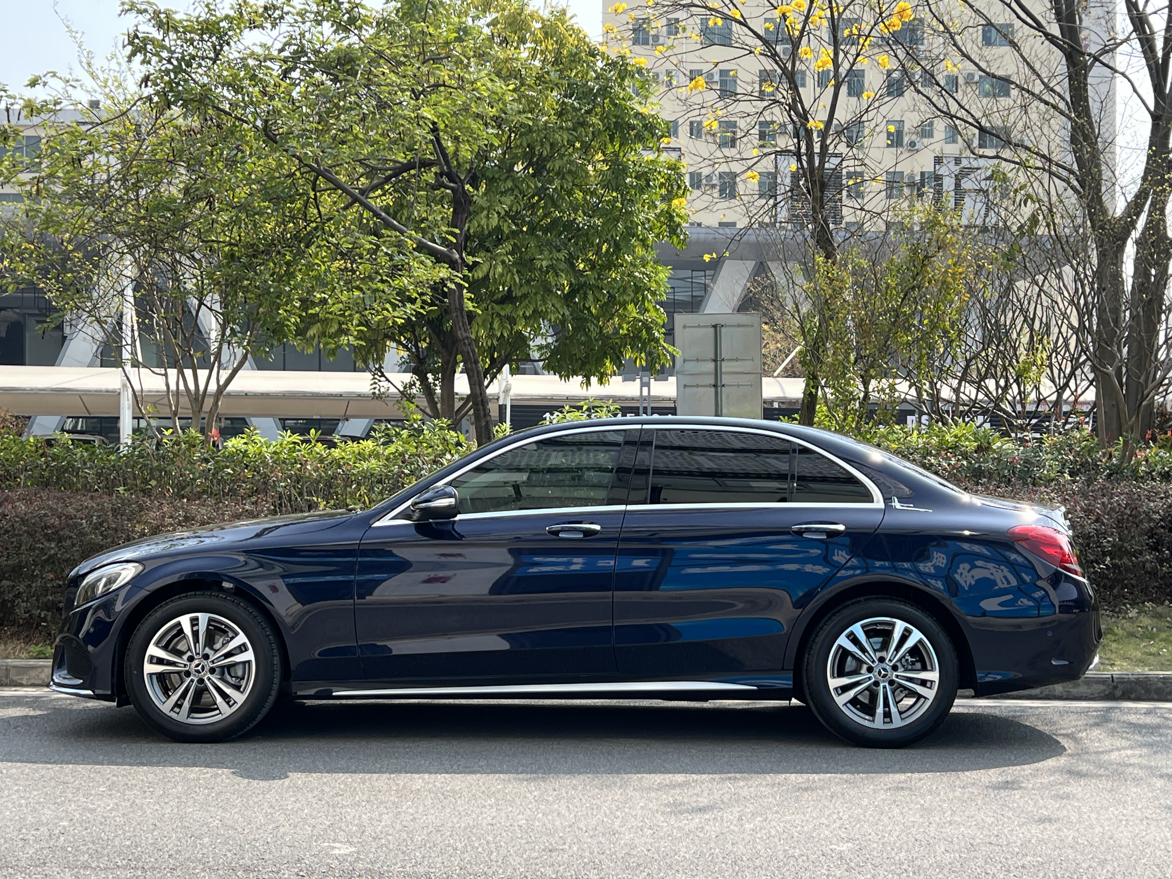 Mercedes-Benz C Class 2018 car image #3
