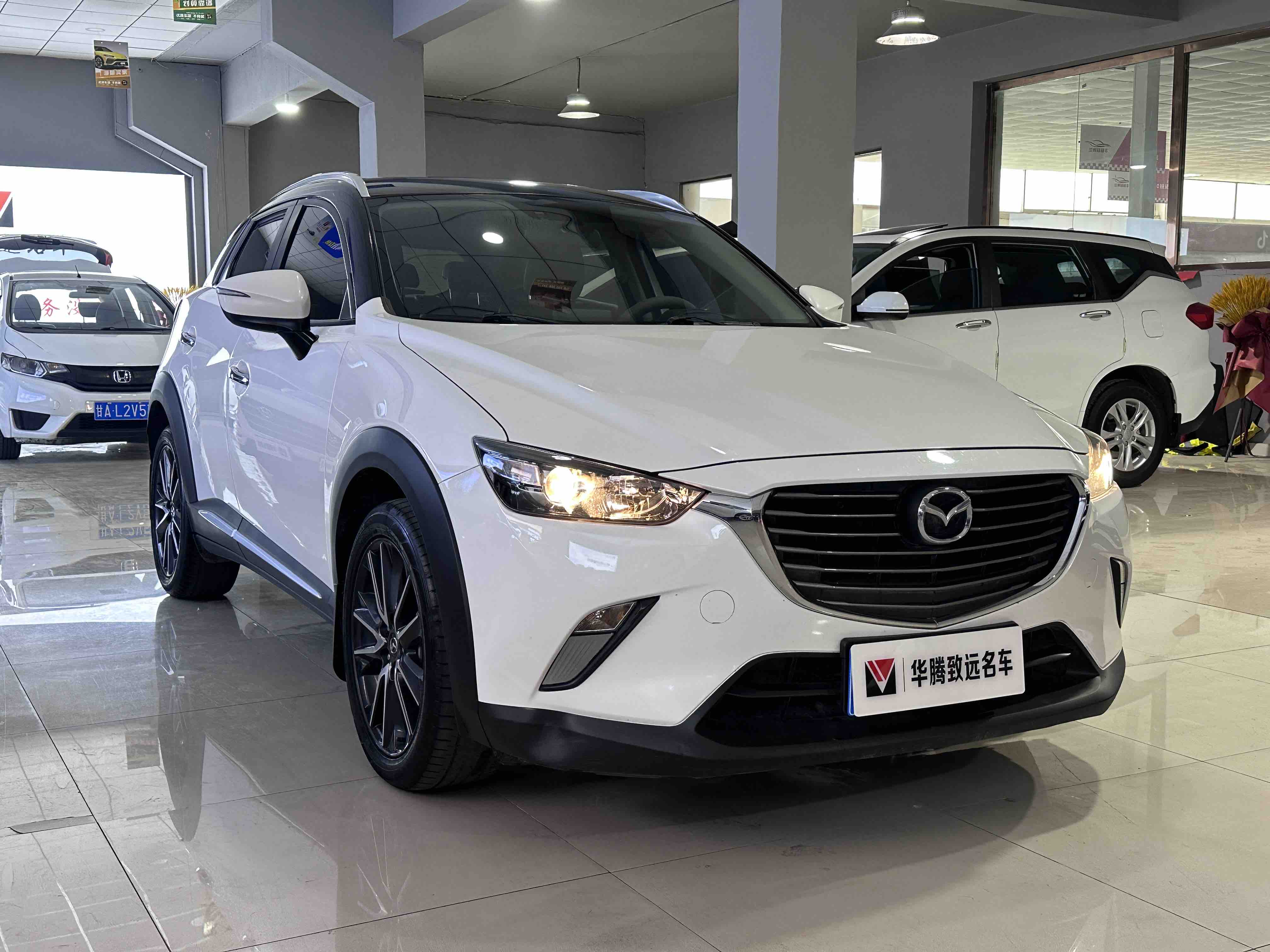Mazda CX-3 2018 صورة سيارة #3
