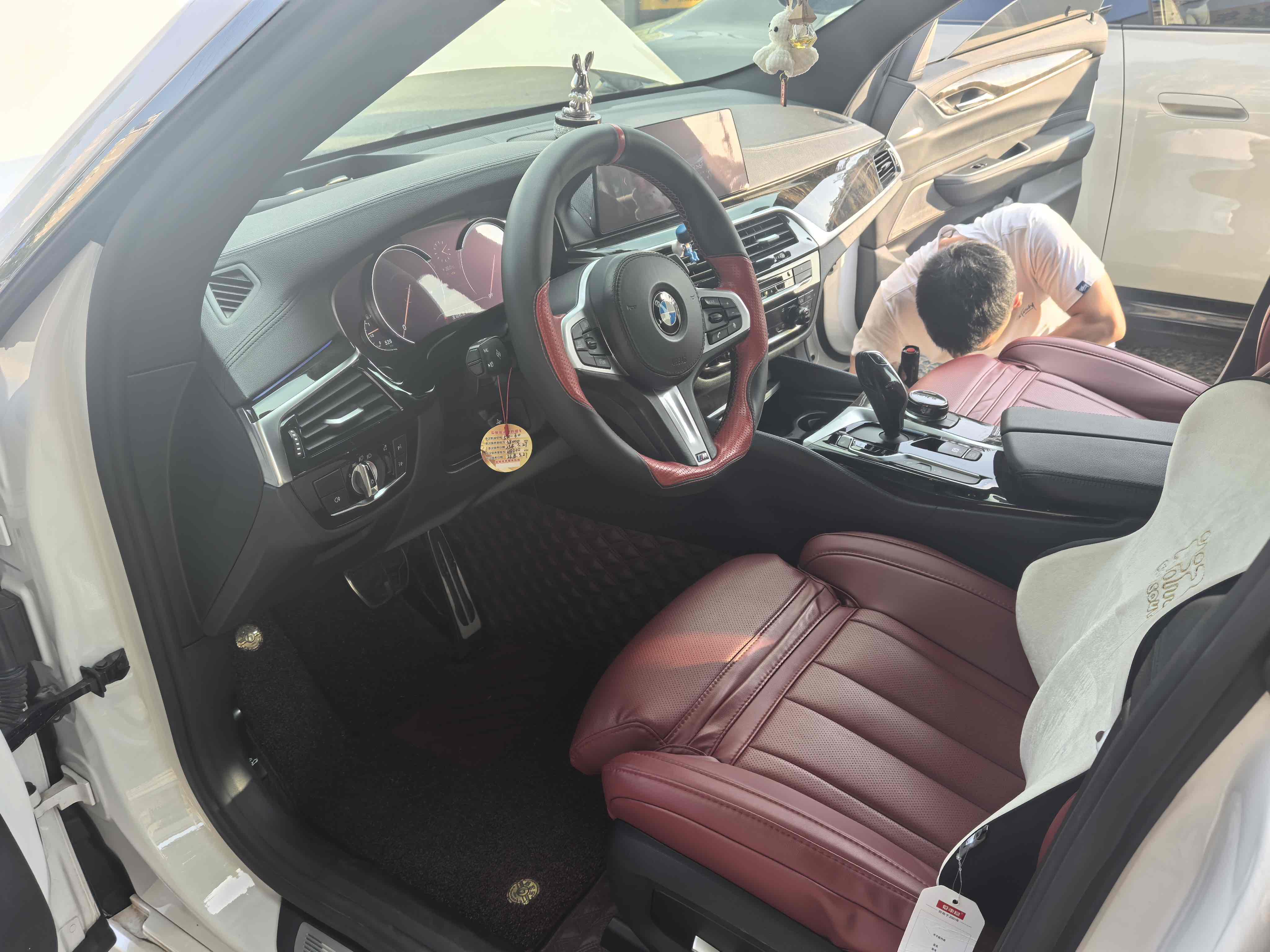 BMW 6 Series GT 2020 #3 BMW 6 Series GT 2020 car image #3