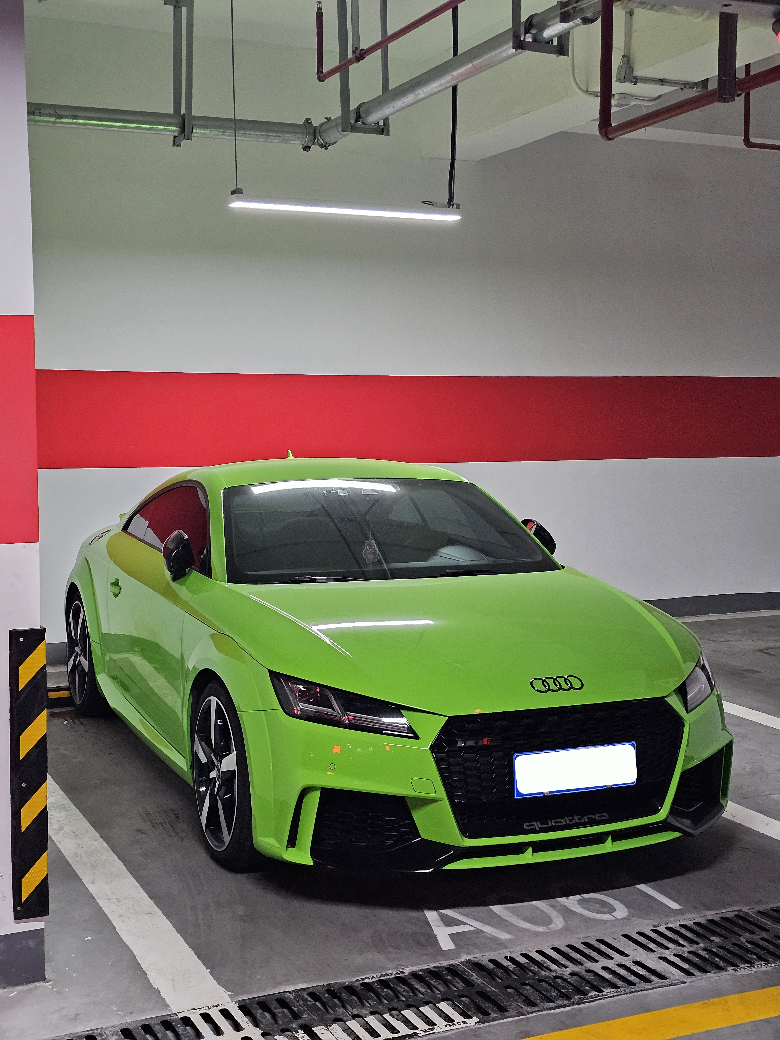 Audi TT RS 2020 car image #3