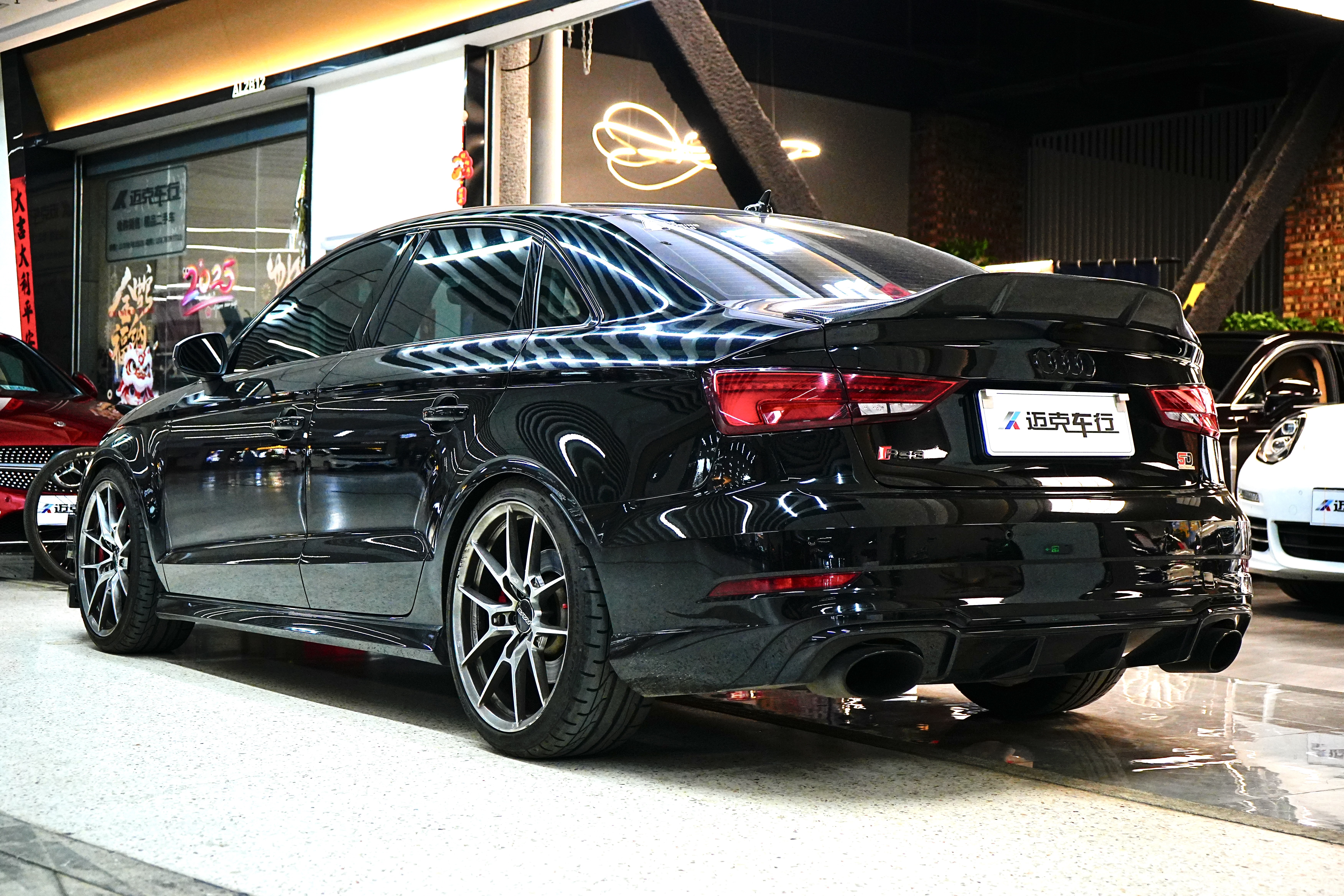 Audi RS 3 2018 car image #3