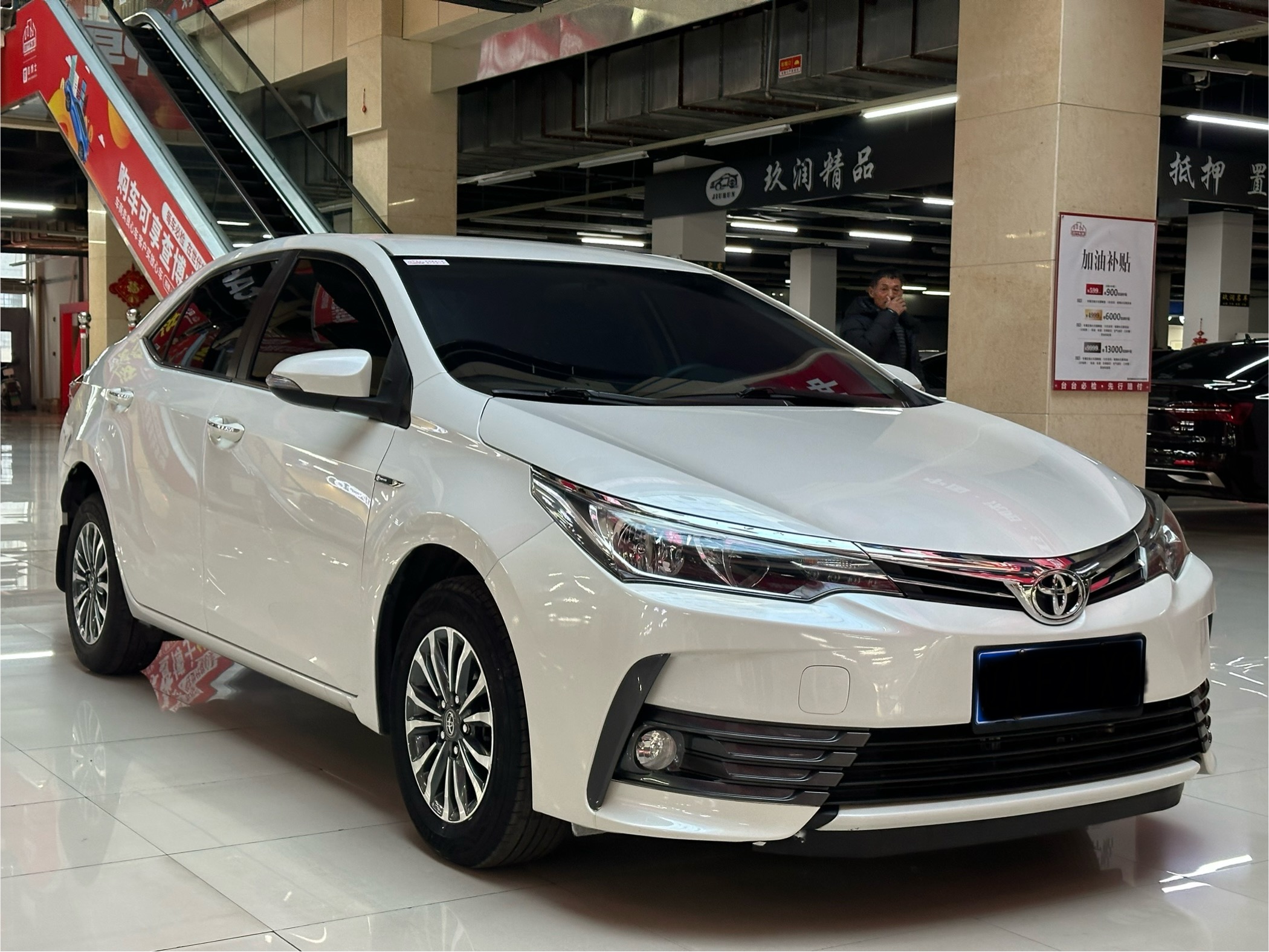 Corolla 2017 صورة سيارة #3