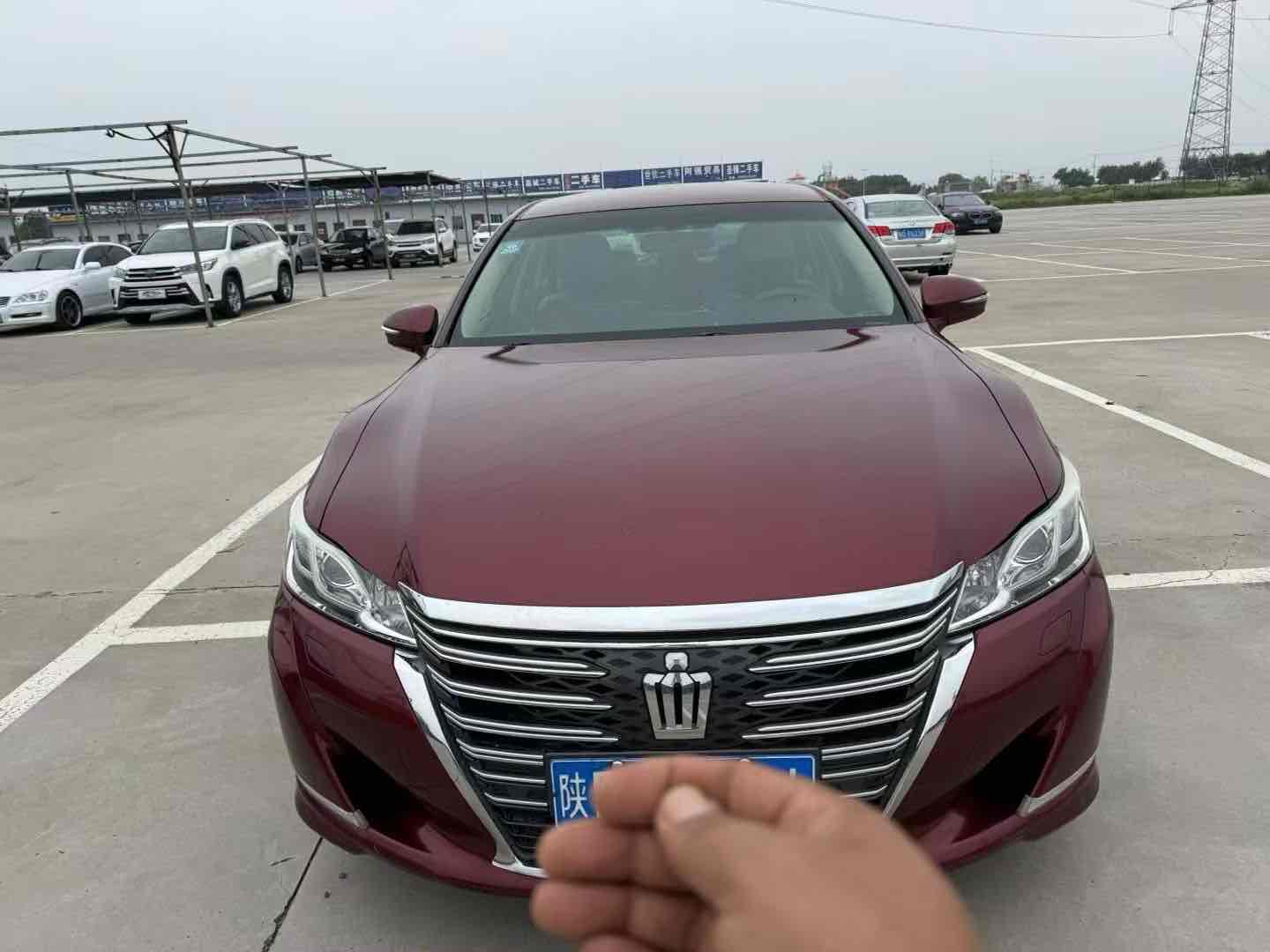 丰田 皇冠 2017 汽车图片 #3