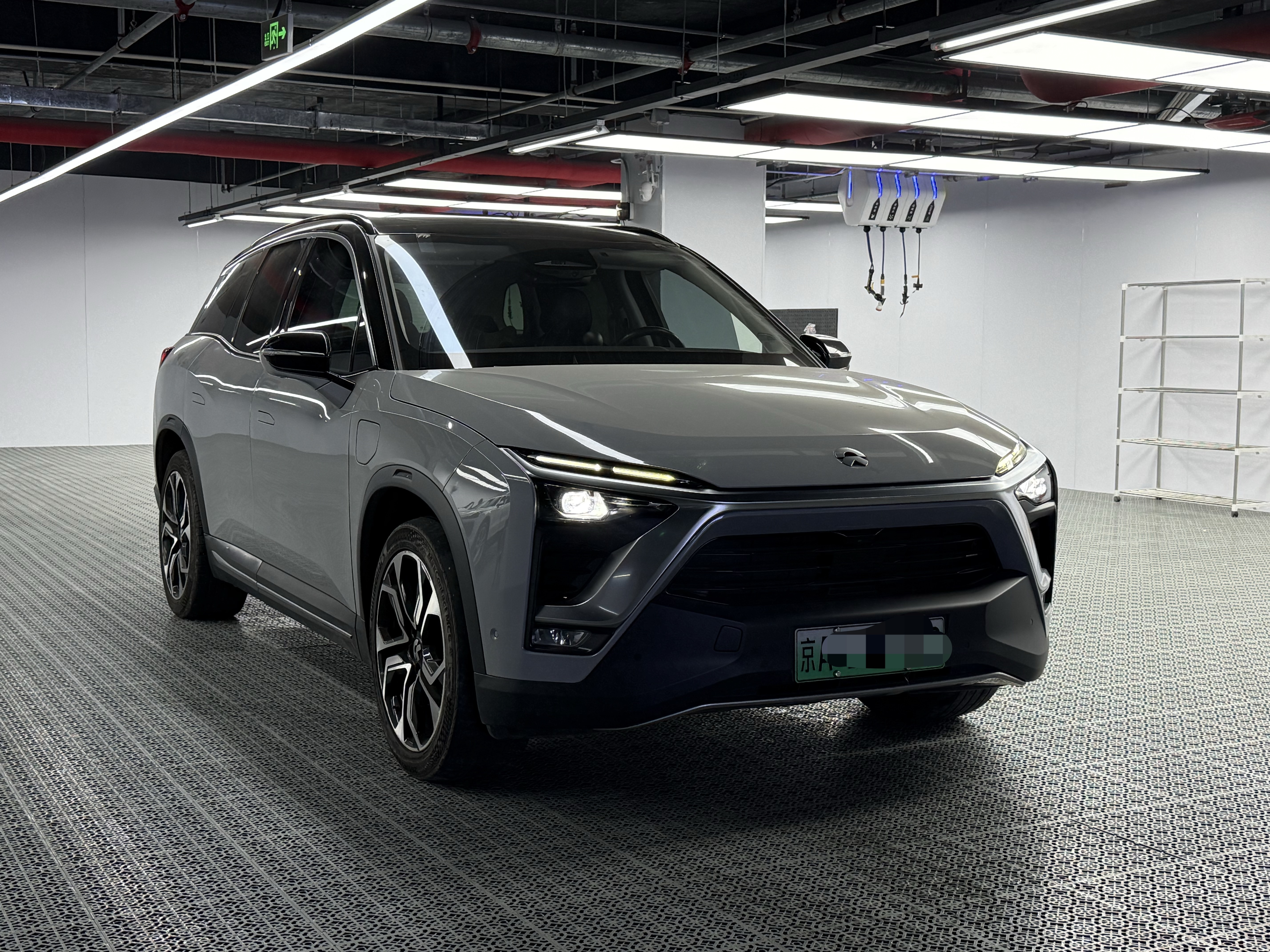NIO ES8 2018 car image #3