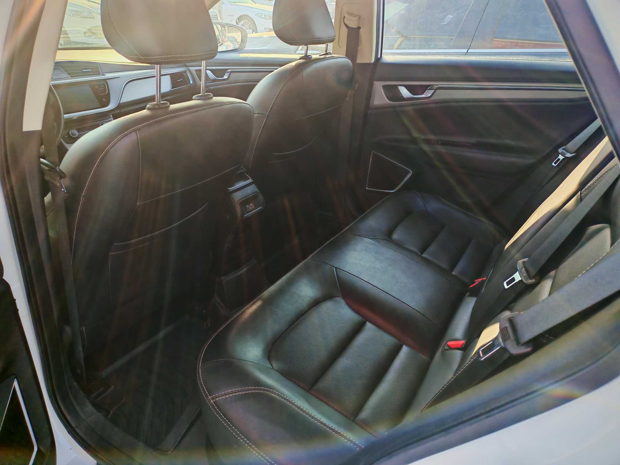 Emgrand GL 2018 car image #3