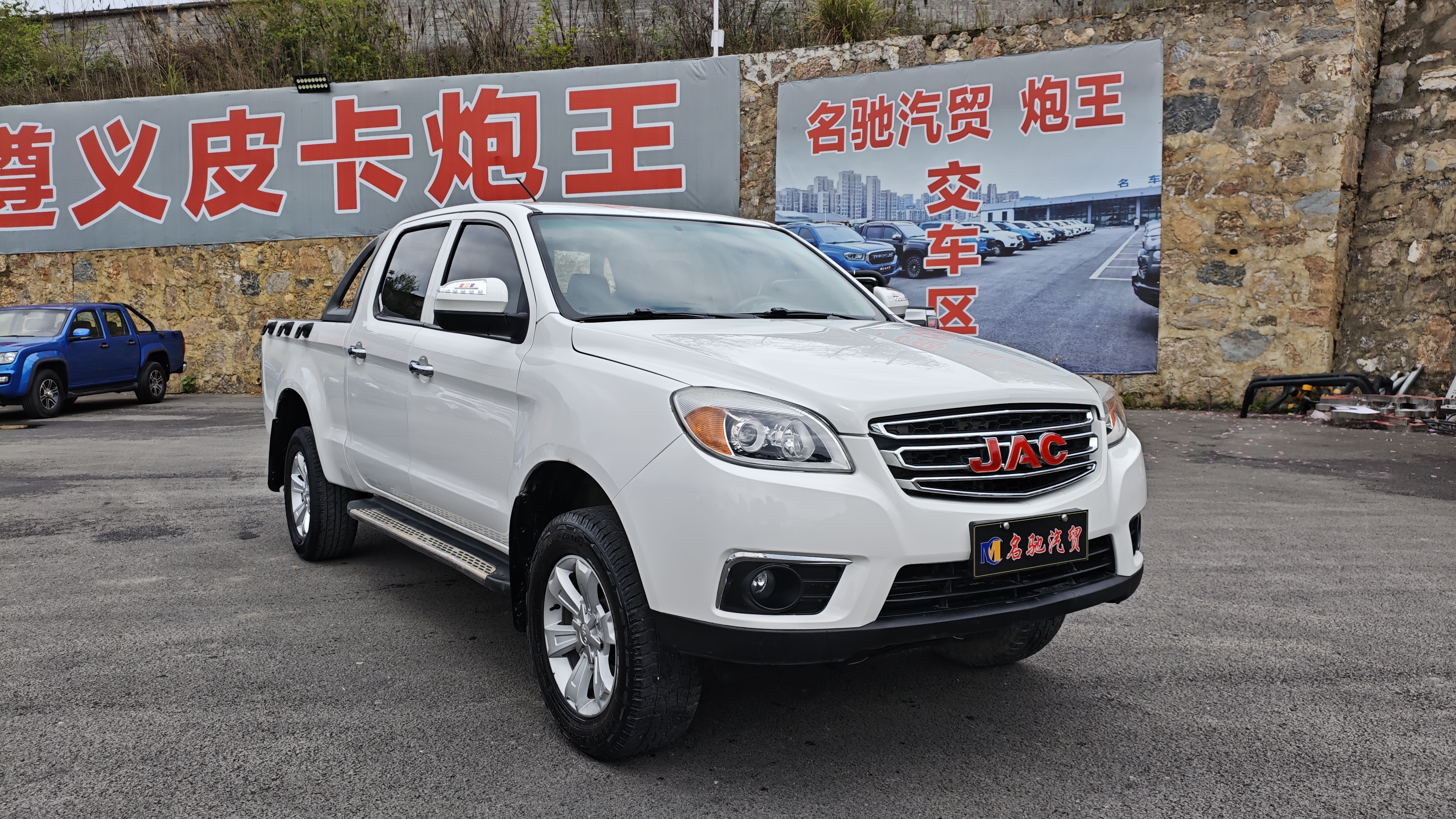 JAC 2019 car image #3