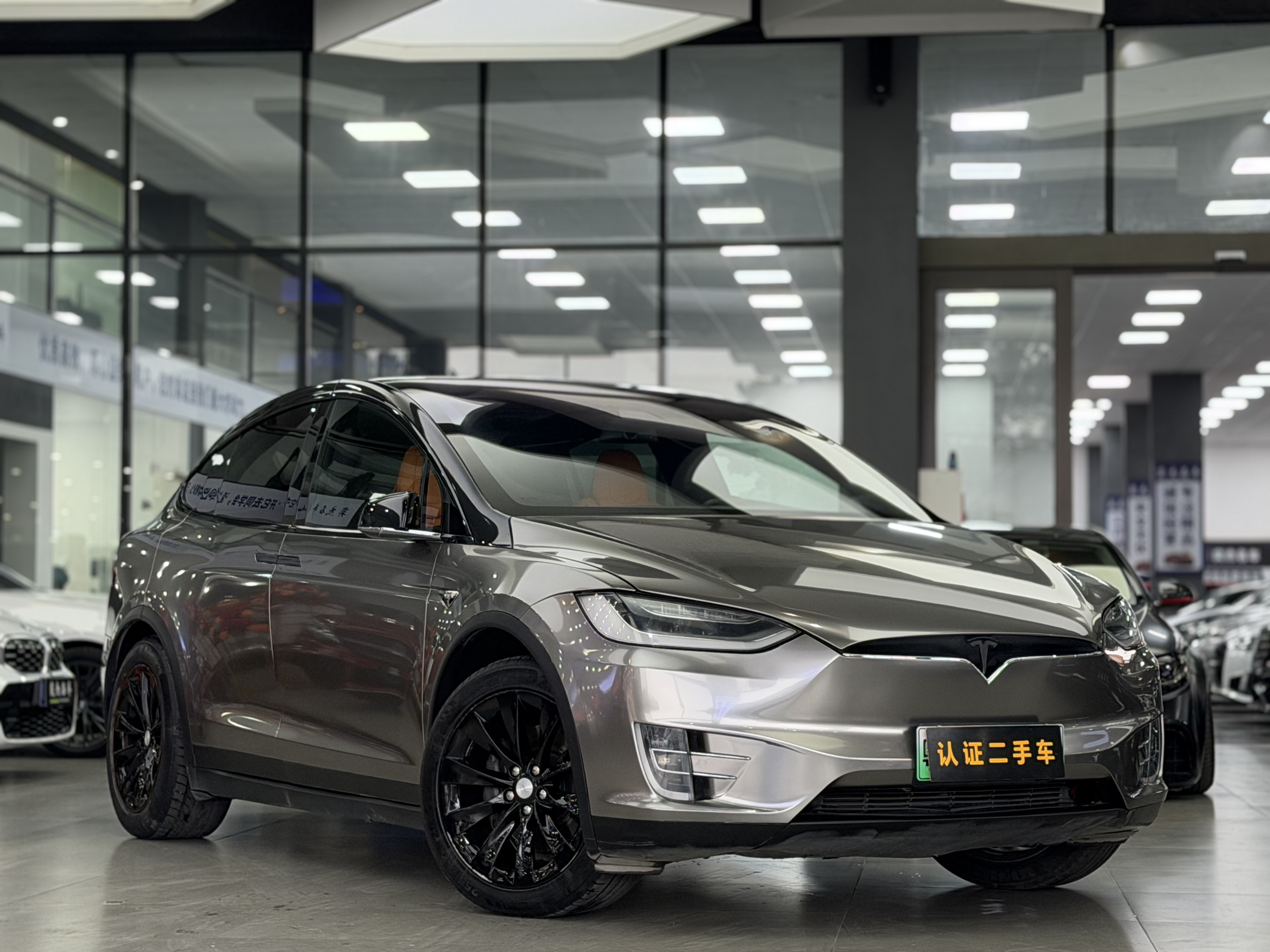 Tesla Model X 2019 #3 Tesla Model X 2019 car image #3