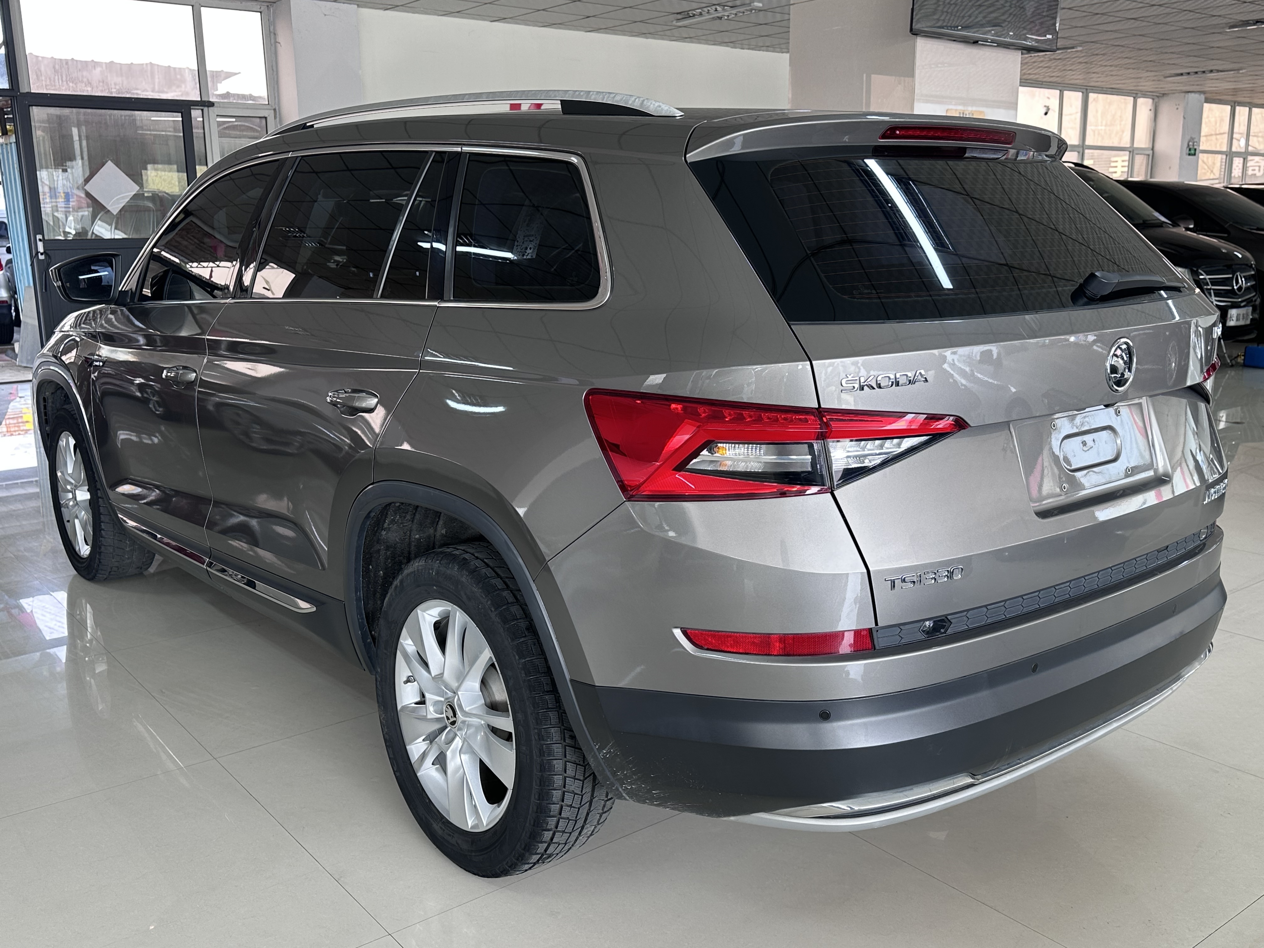 Skoda Kodiaq 2018 immagine di auto #3