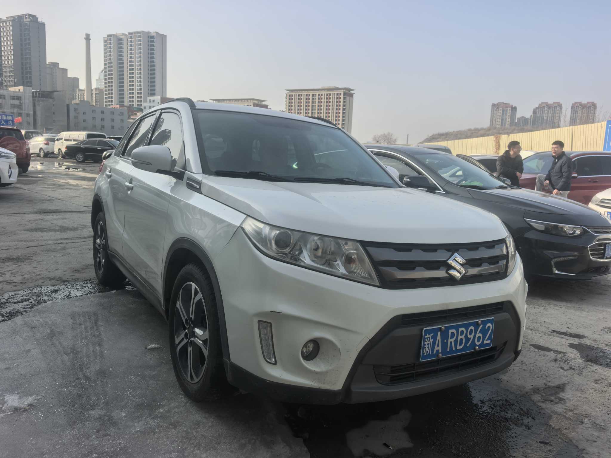 Suzuki Vitara 2019 imagen de coche #3
