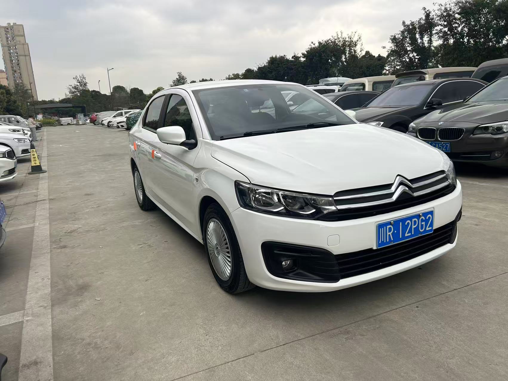 Citroen C-Elysée 2018 imagem de carro #3