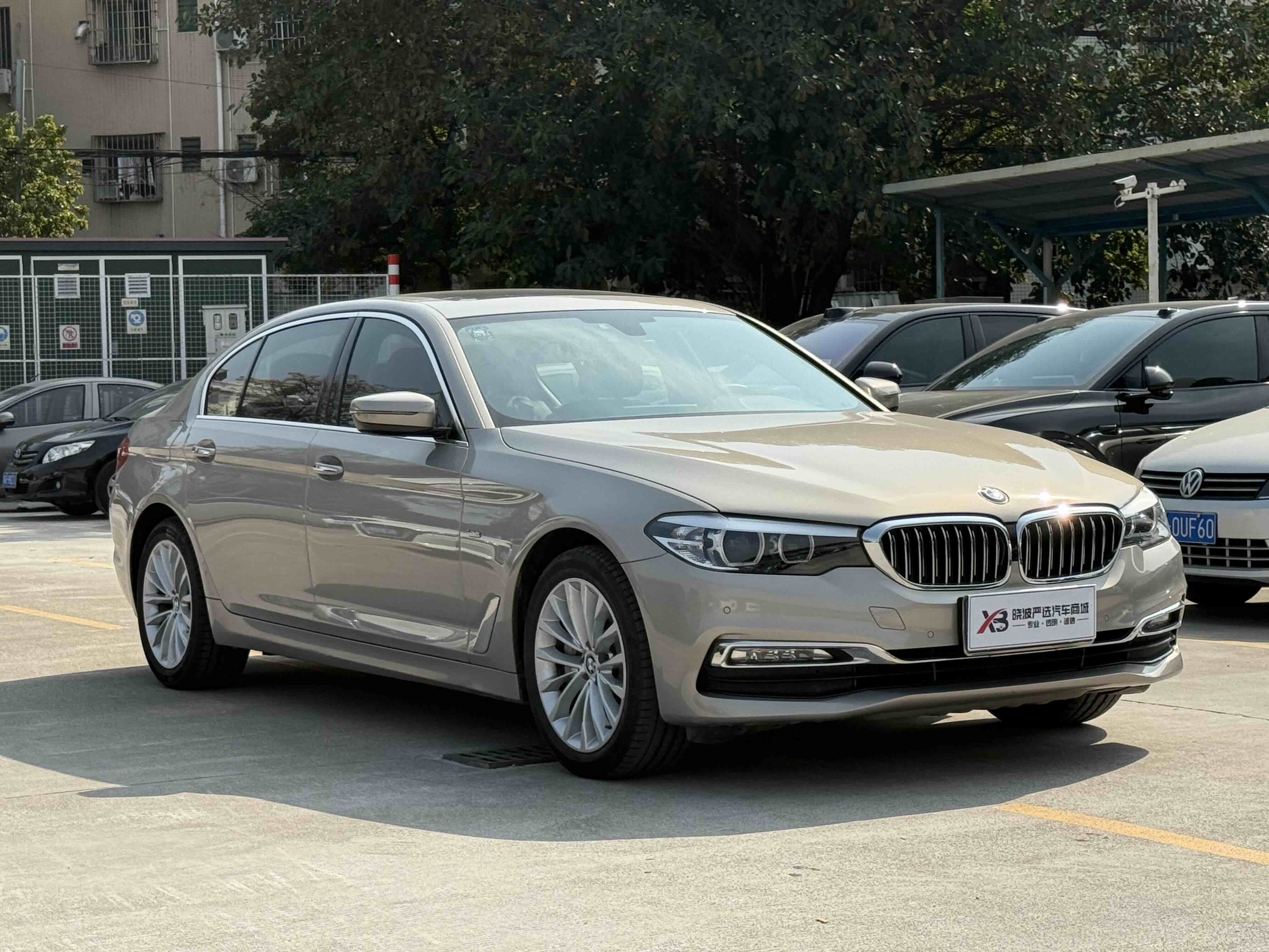 BMW 5 Series 2018 car image #3