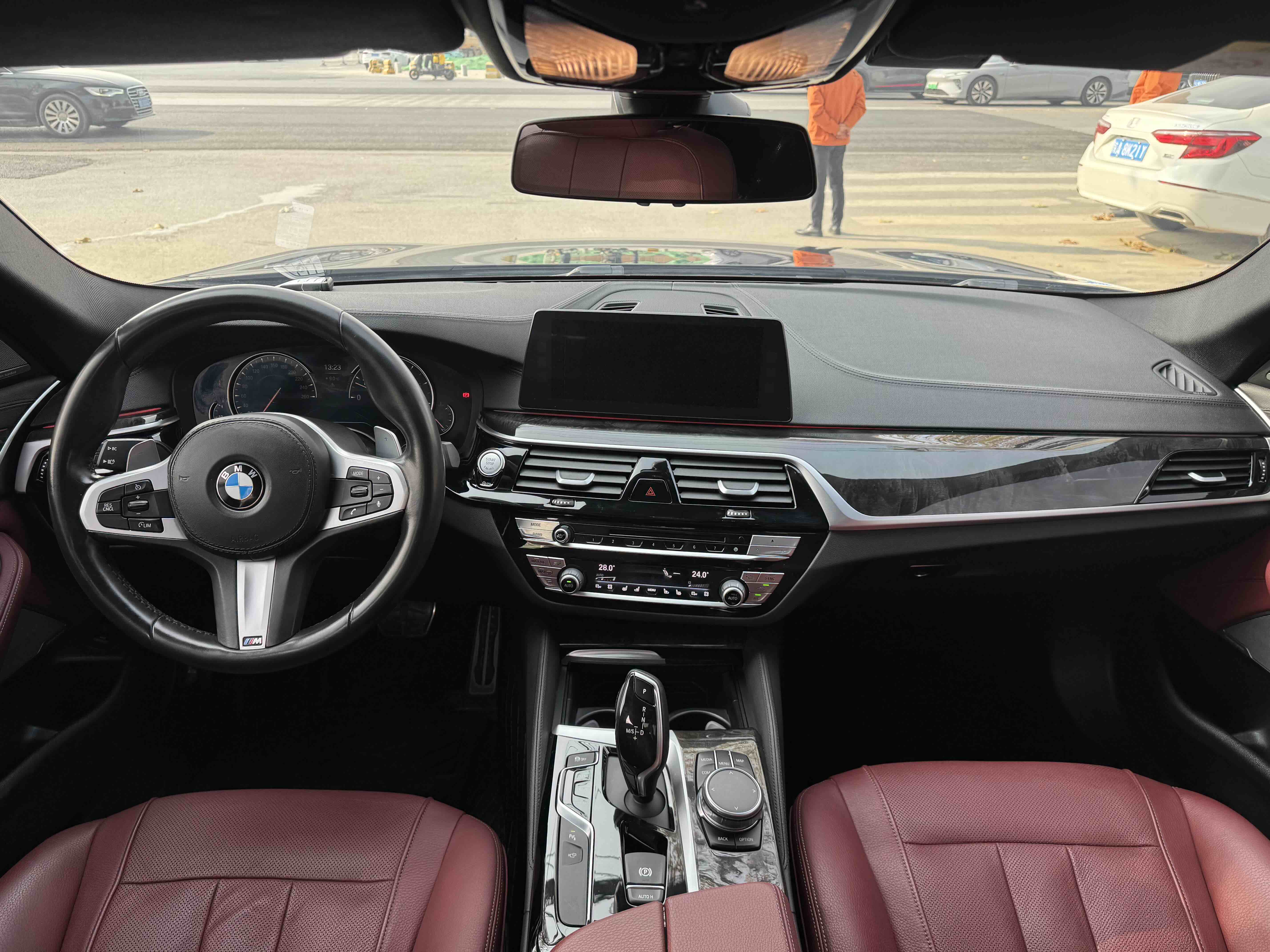 BMW 5 Series 2018 #3 BMW 5 Series 2018 car image #3
