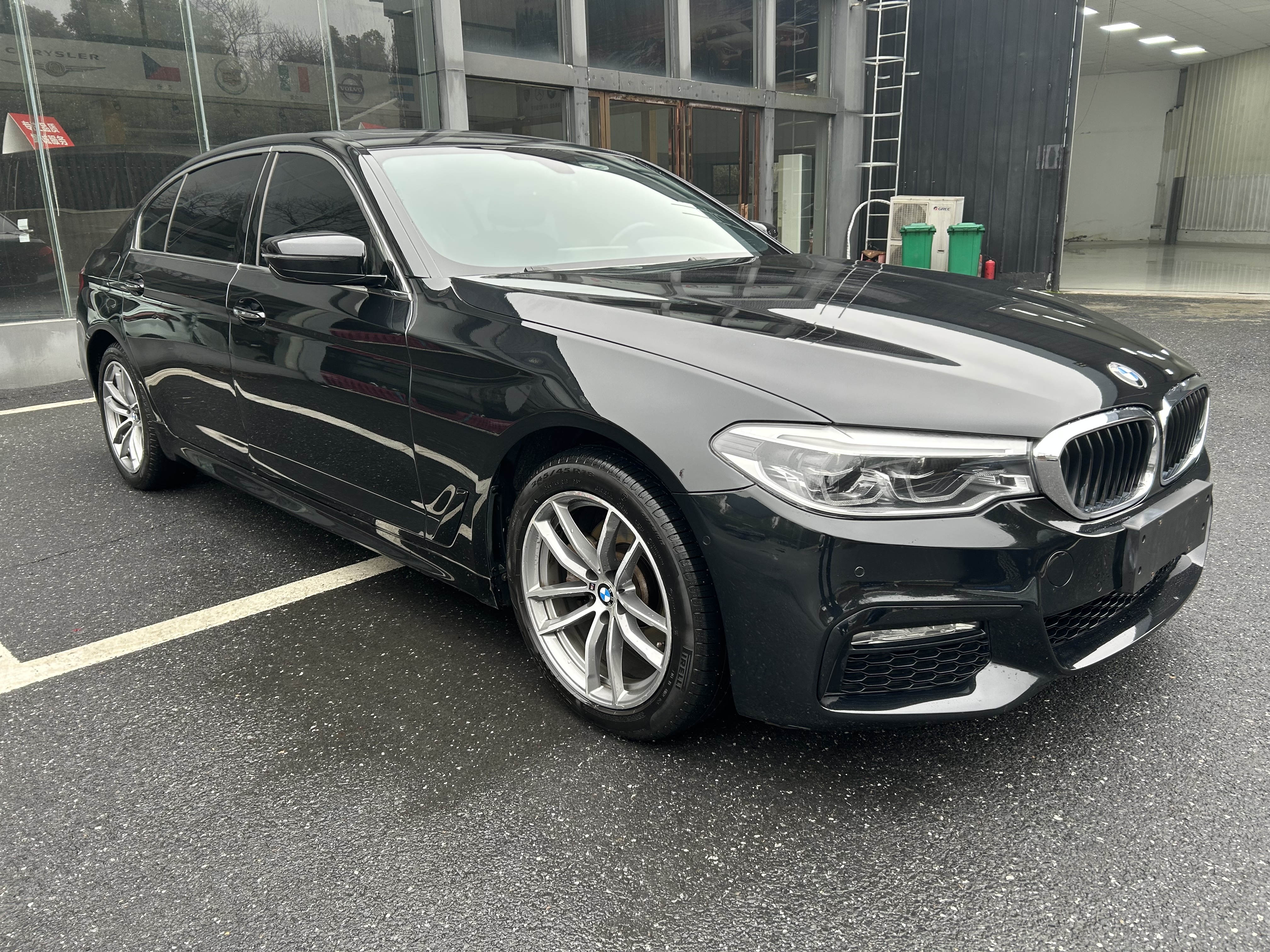 BMW 5 Series 2018 car image #3